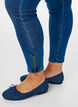 Gecropte Amy jeans met ritssluiting details, Blauw, Model image number 2