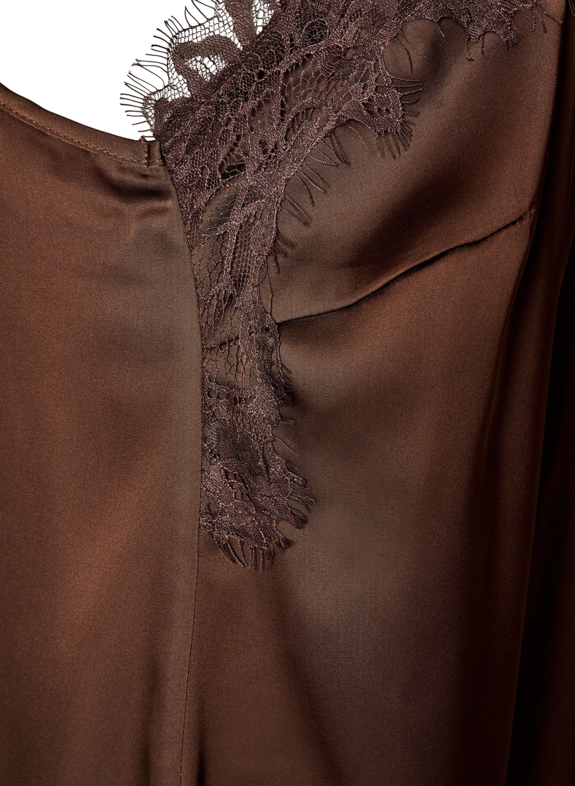 ZizziSatijnen jurk met kant en asymmetrische zoom, Bruin, Packshot image number 3