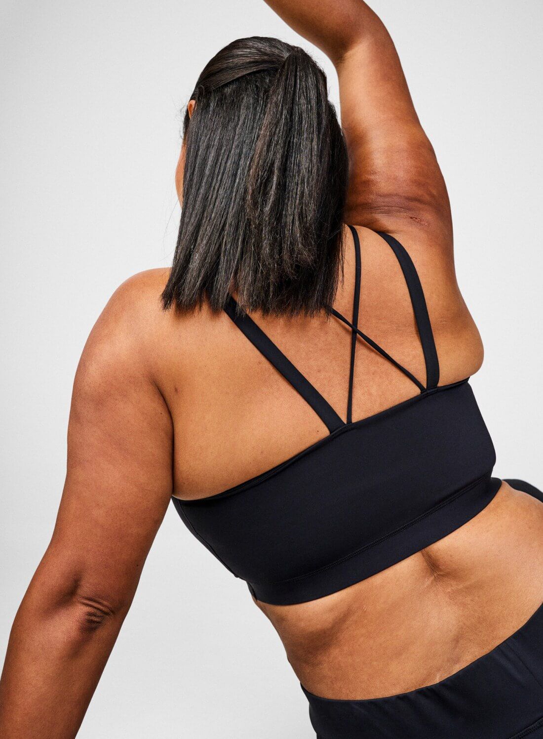 Zizzi Sportbeha met kruisdetail op de rug, , Model