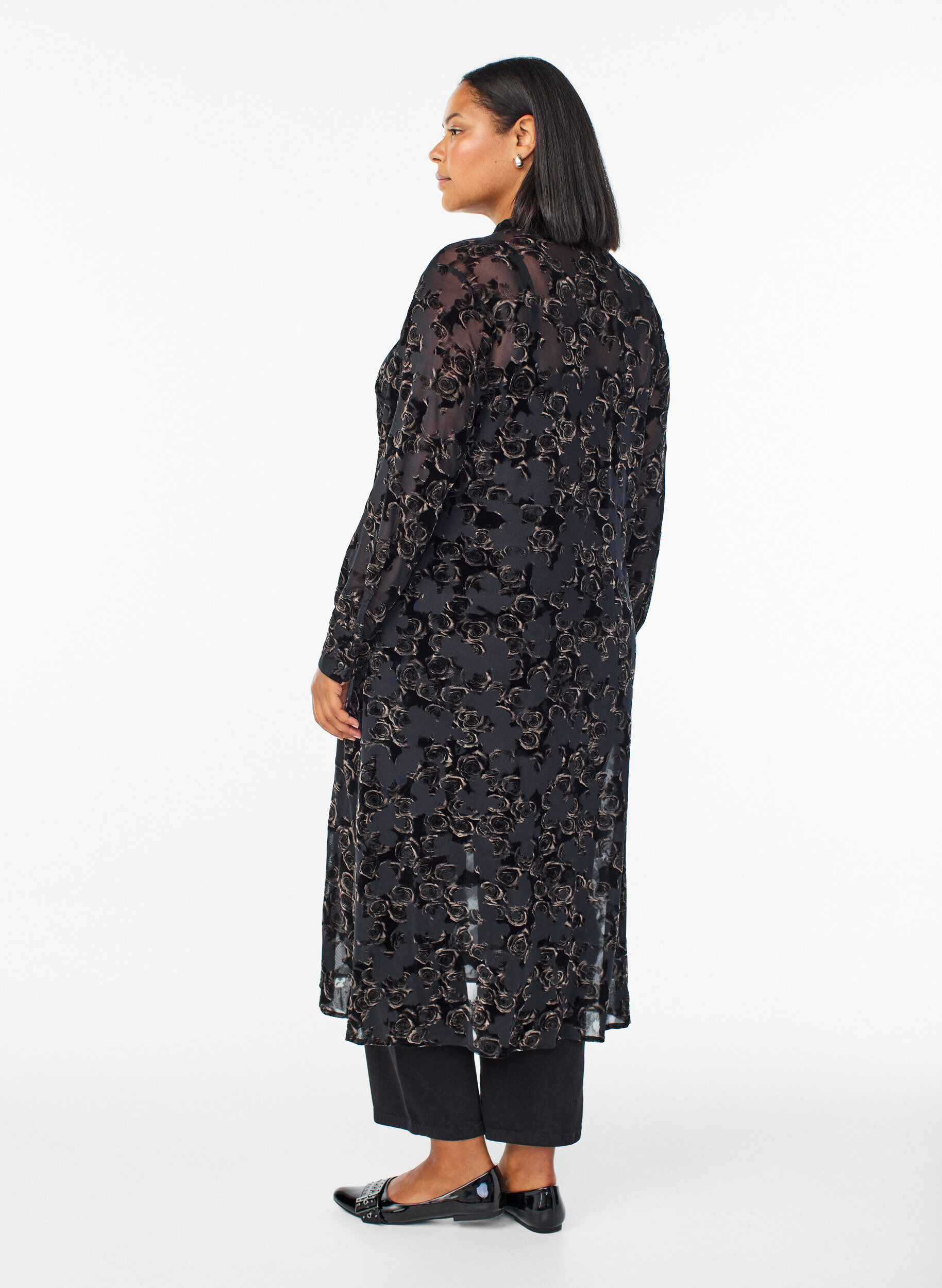 Zizzi Halflange meshjurk met velours rozen, Zwart, Model image number 1