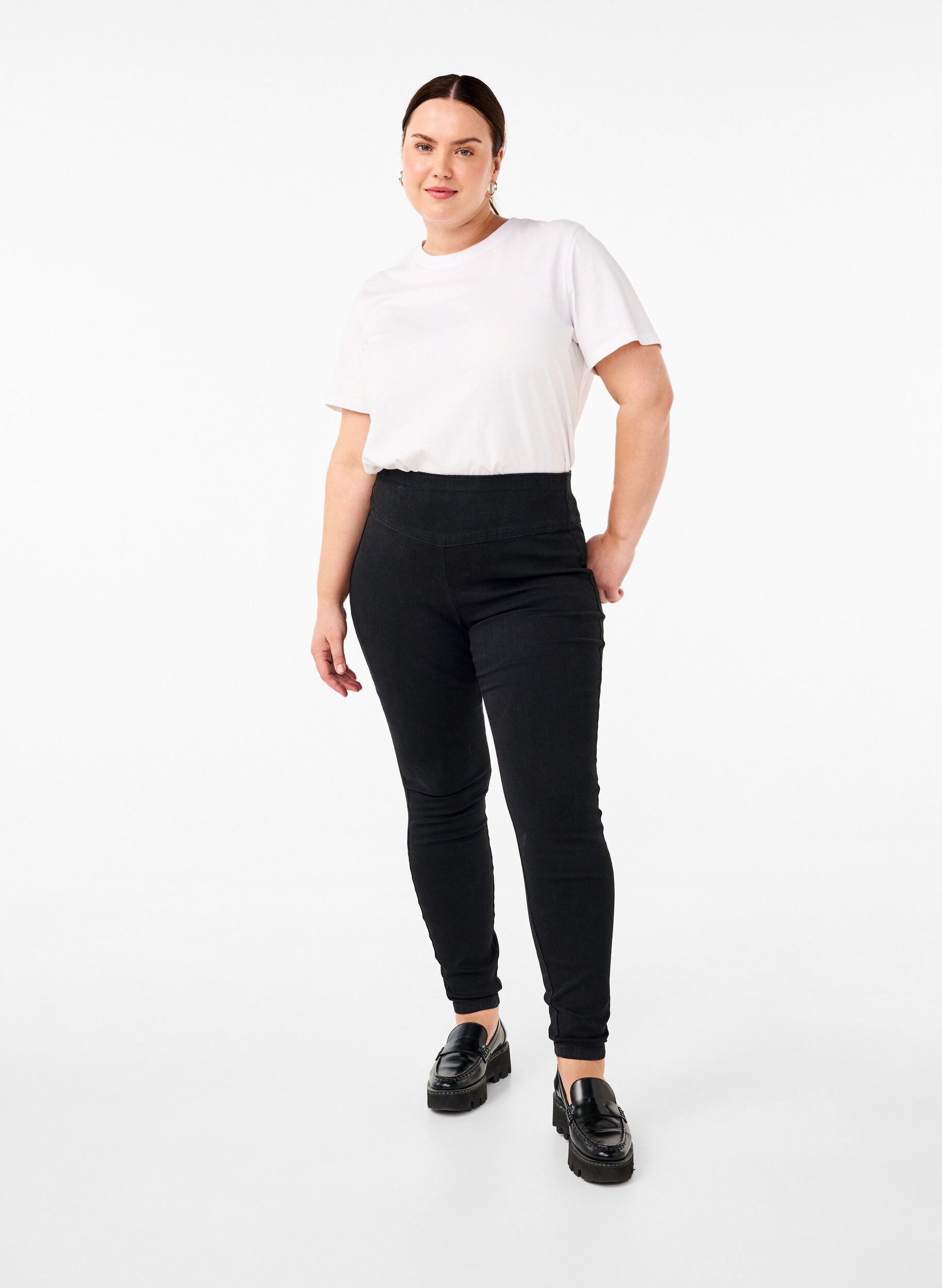 Zizzi Stretchy jeggings met hoge taille, Black, Model image number 0