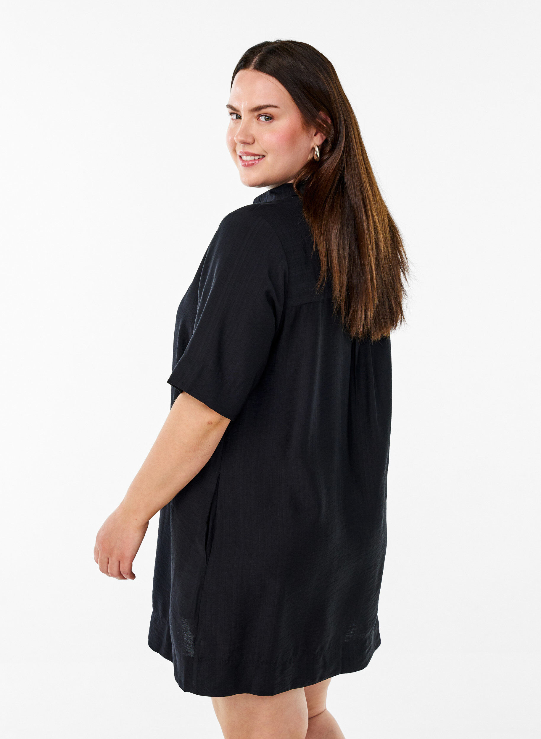 Zizzi Tuniek met kraag en zakken aan de zijkant, Zwart, Model image number 2