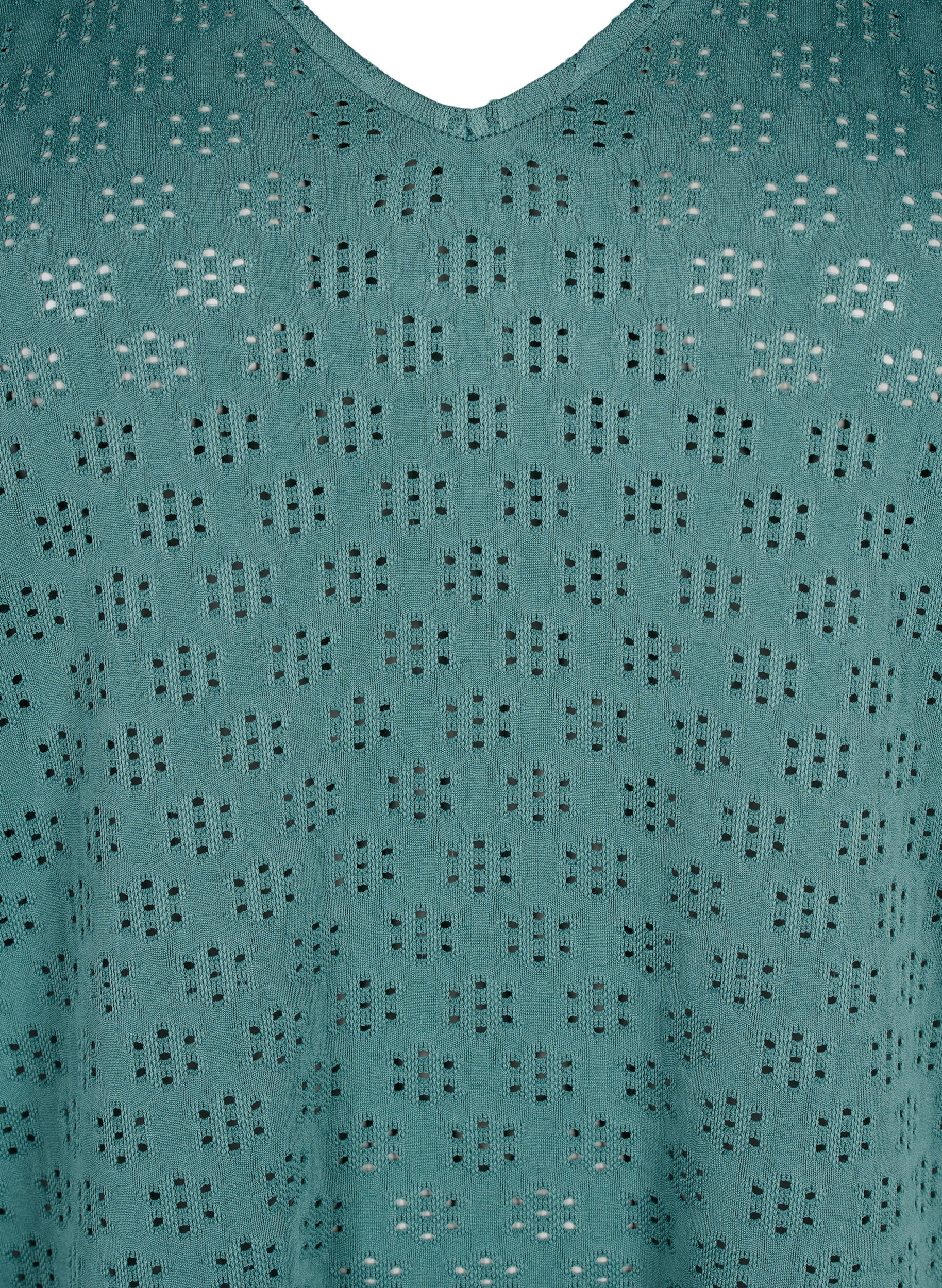 Zizzi Blouse met V-hals en gaatjespatroon, Sea Pine, Packshot image number 2