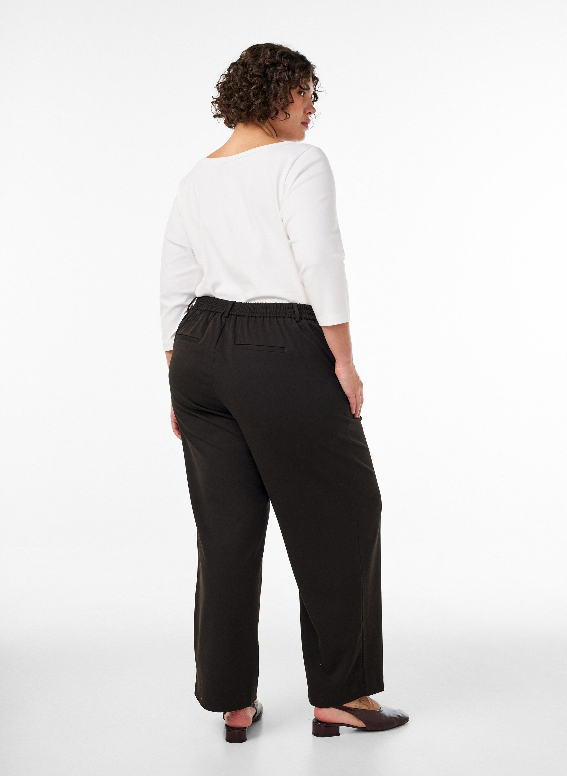 ZizziHoogtailleerde pantalon met rechte pasvorm, Zwart, Model image number 1