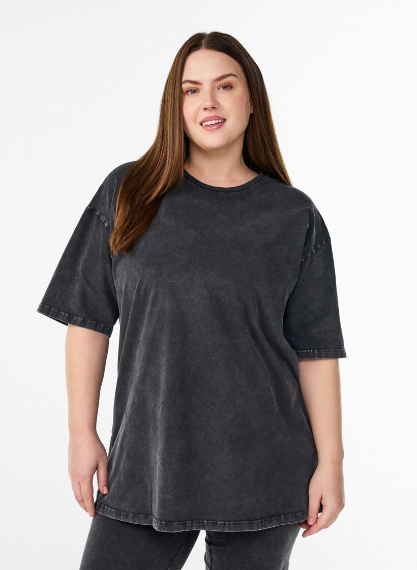 Sporty katoenen T-shirt met een gewassen effect, Zwart, Model image number 0