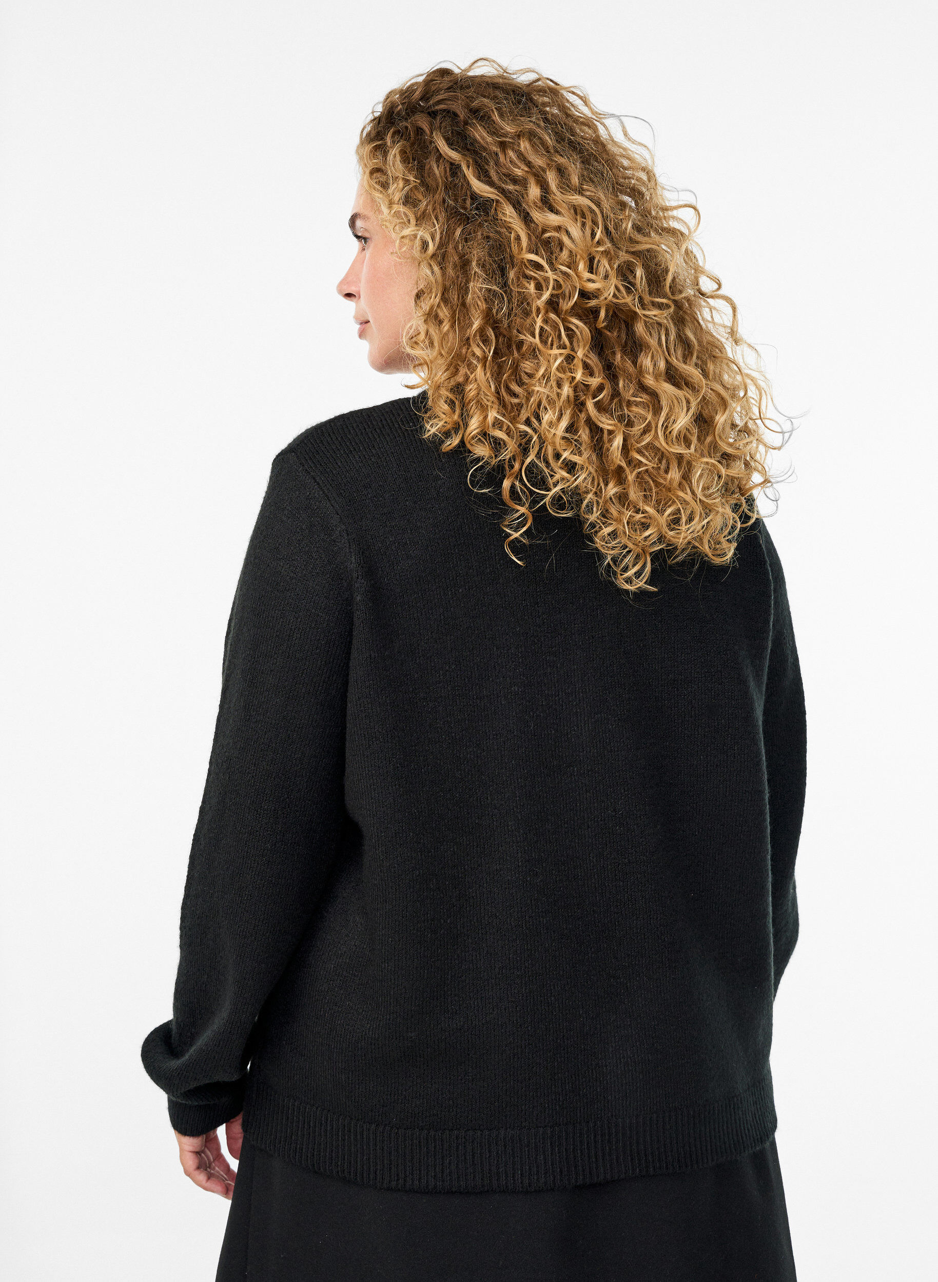 Zizzi Gebreide cardigan met parelknopen, Zwart, Model image number 2
