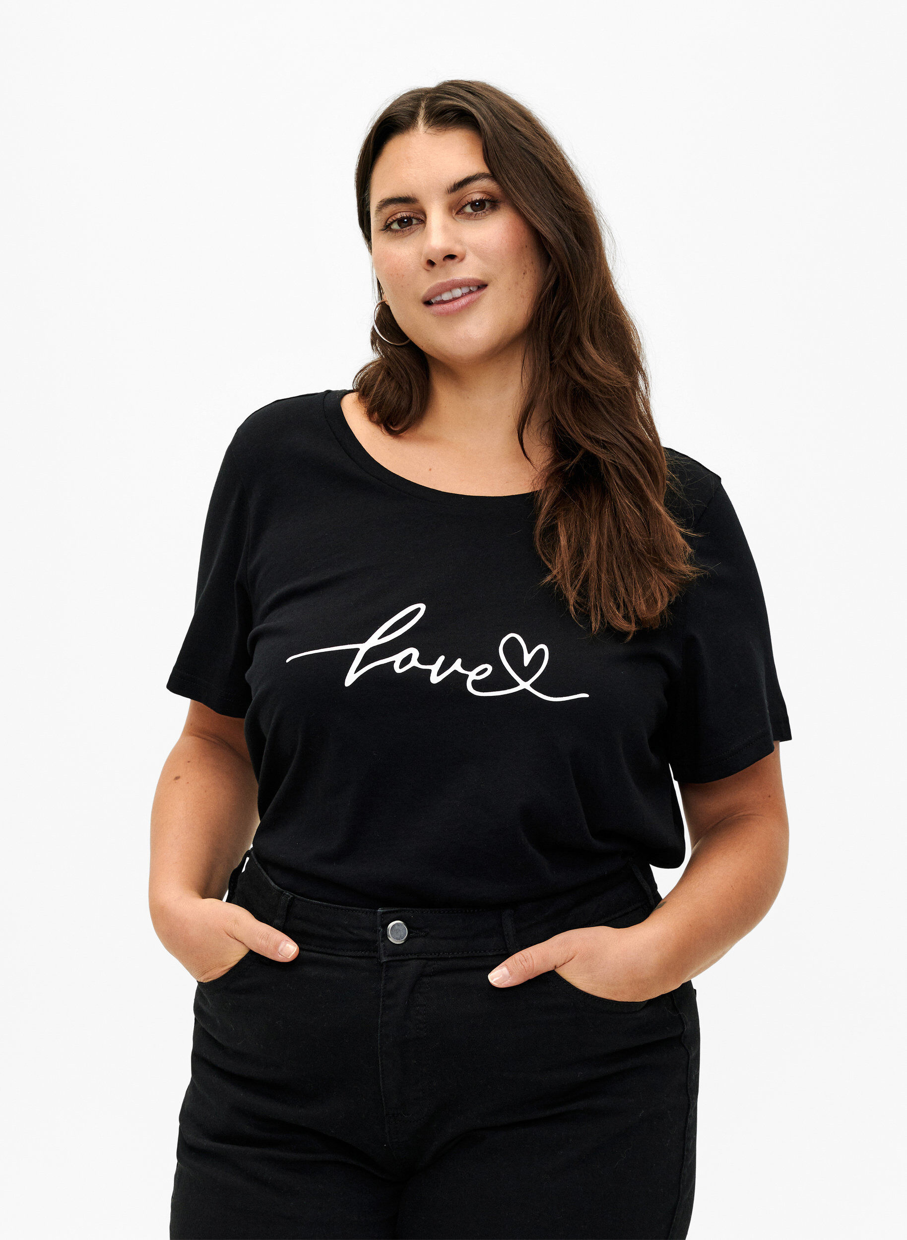 Zizzi Katoenen T-shirt met ronde hals en print, Black W. Love, Model image number 0