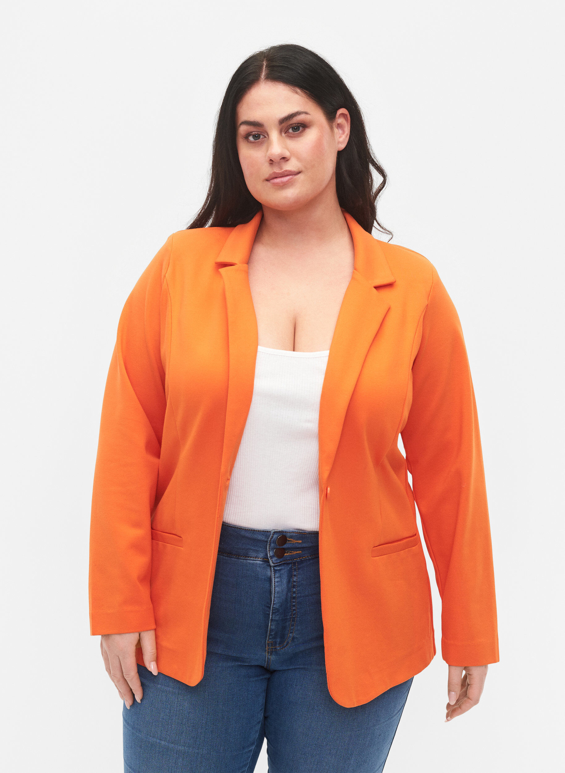 Zizzi Basic blazer met knoop en sierzakken, Mandarin Orange, Model image number 0