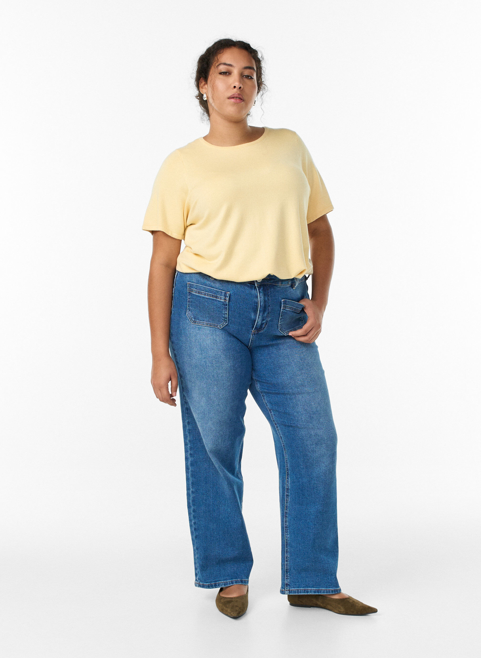 Zizzi Gebreide blouse met korte mouwen van viscose, Geel, Model image number 1