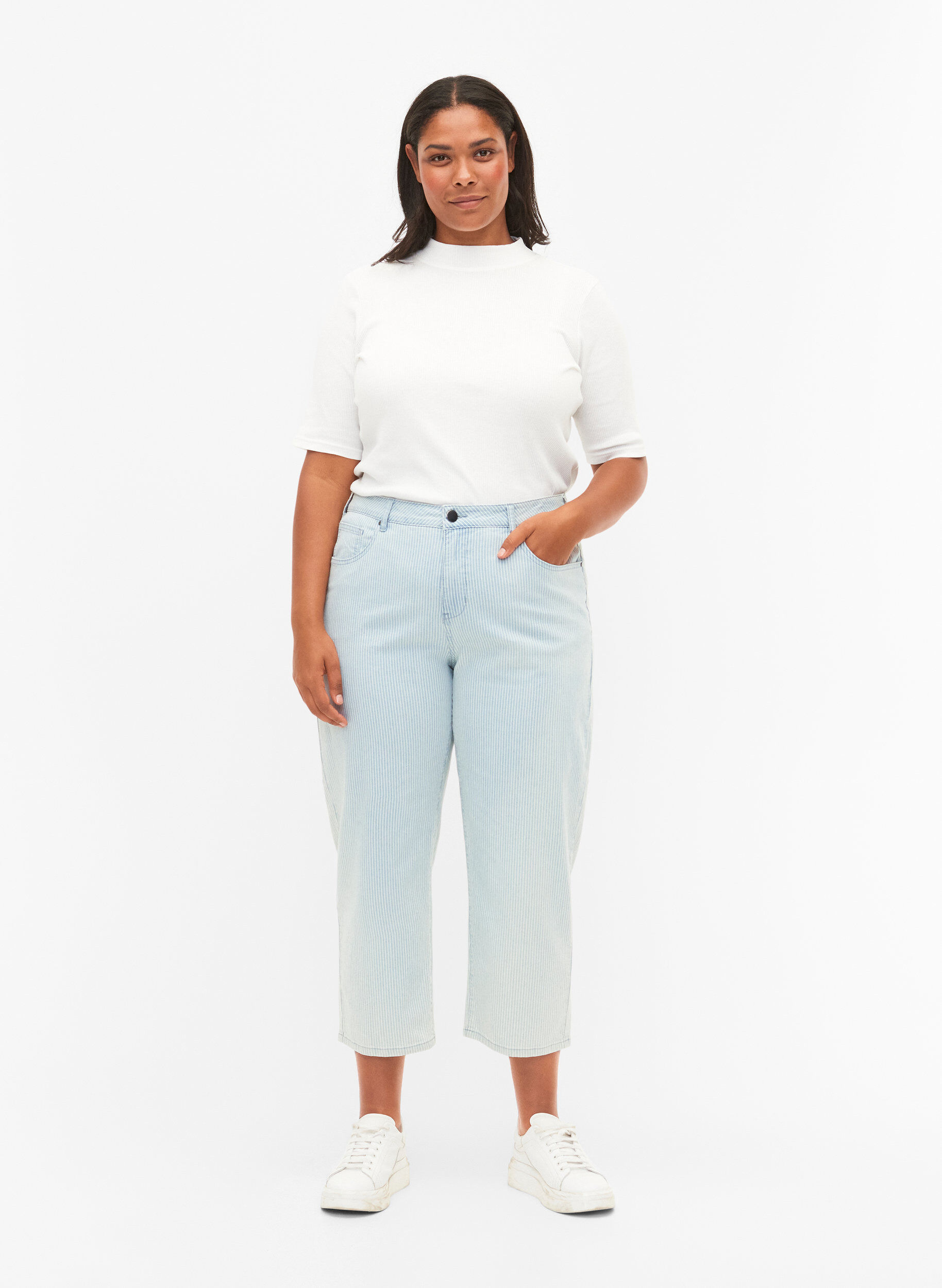 Zizzi Straight jeans met enkellengte, Light Blue Stripe, Model image number 0