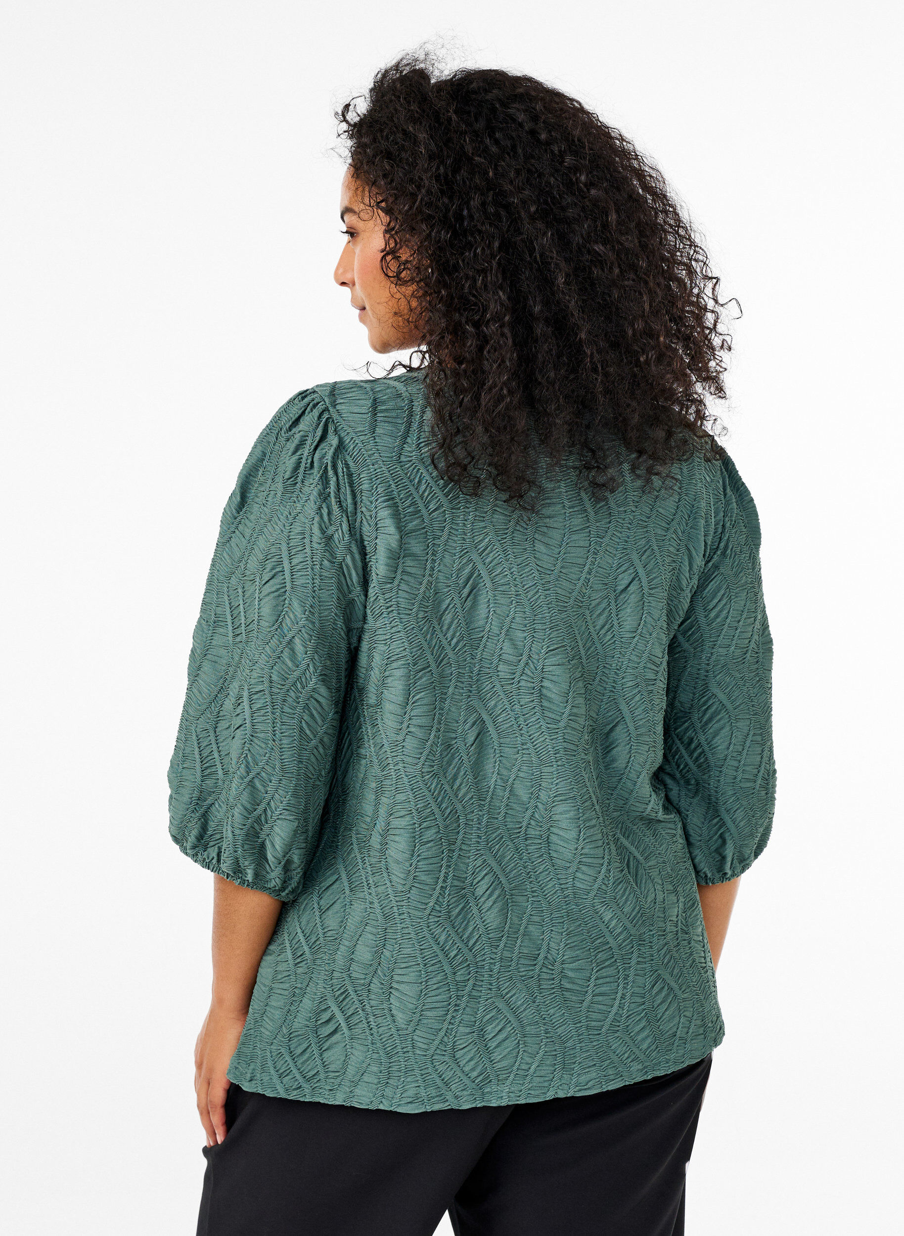 Zizzi Blouse met textuur en 3/4 mouwen, Groen, Model image number 2