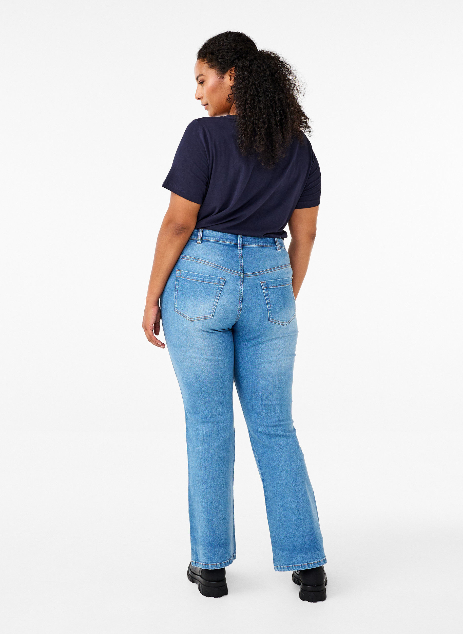 Zizzi Ellen bootcut jeans met hoge taille, Blauw, Model image number 1