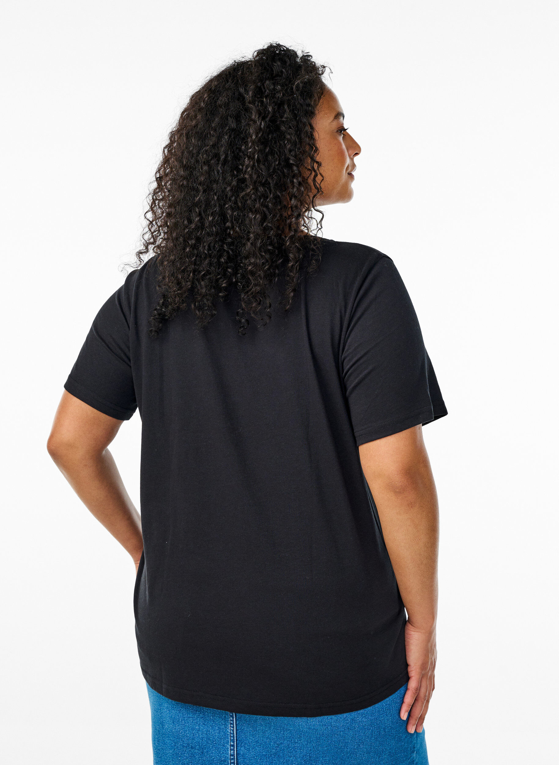 Zizzi FLASH - 2-pack T-shirts met V-hals, Black/Black, Model image number 1