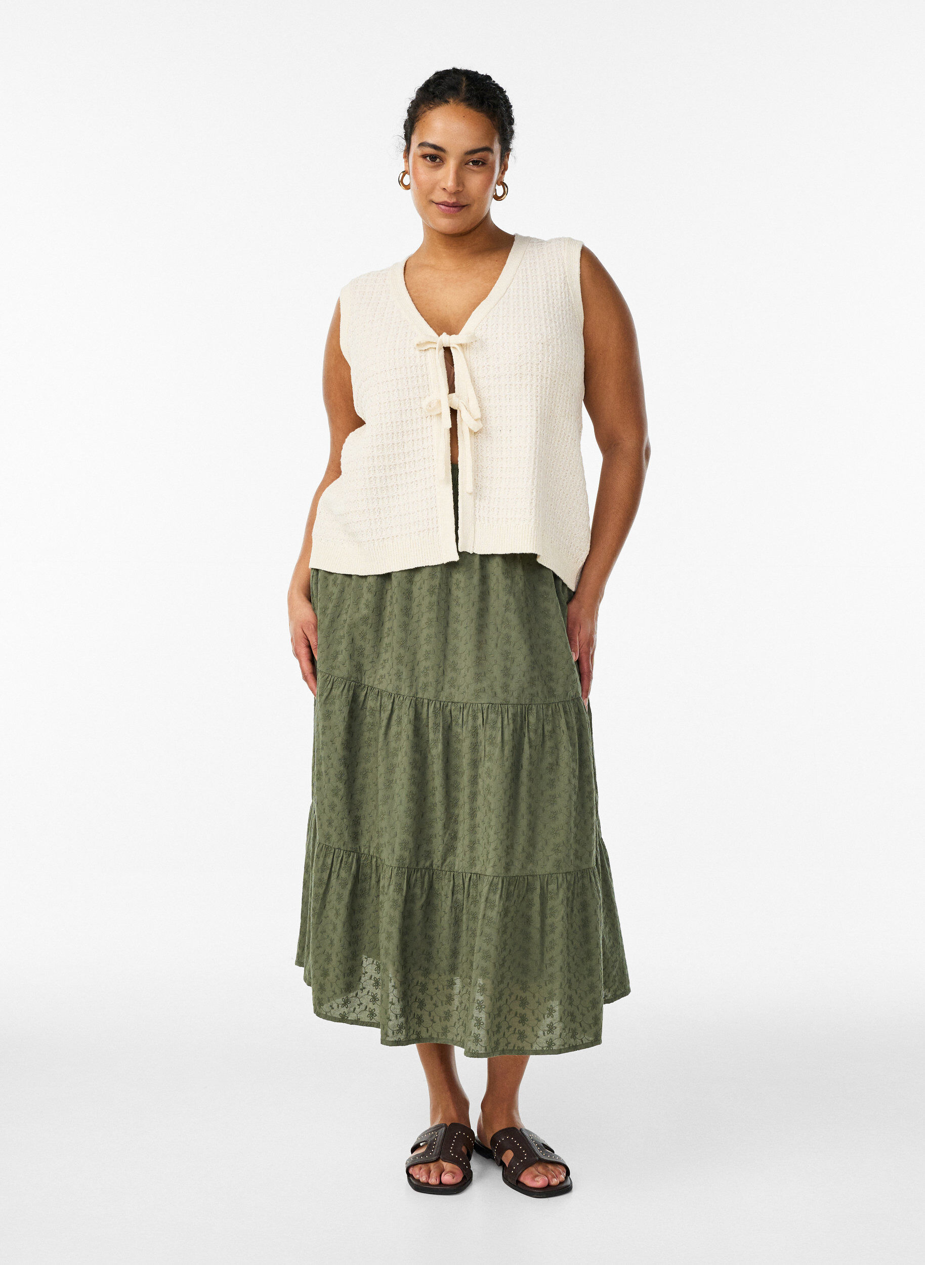 Zizzi Enkellange katoenen rok met gesmokte taille, Groen, Model image number 0