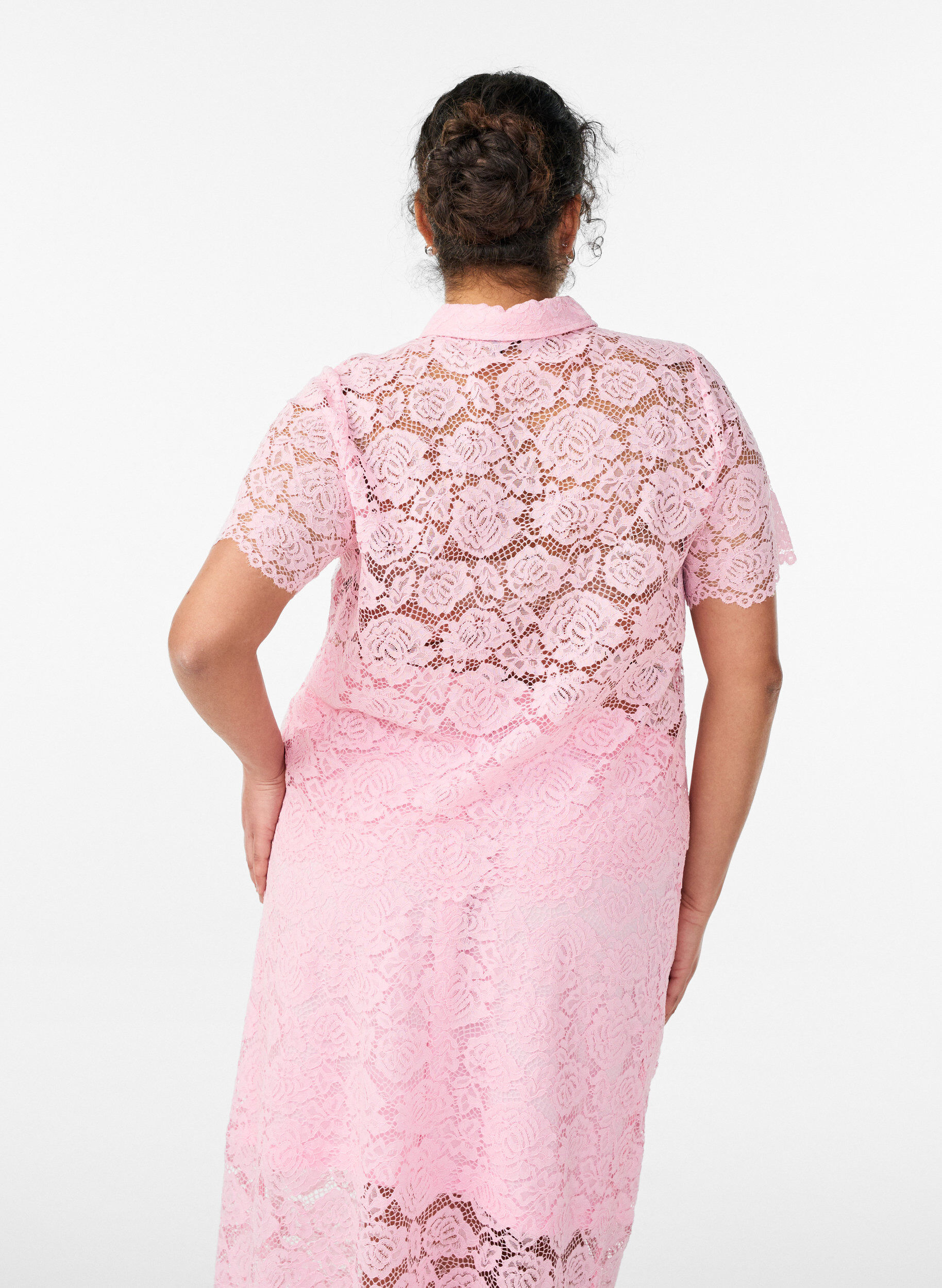 Zizzi Kanten shirt blouse met parelknopen, Roze, Model image number 2