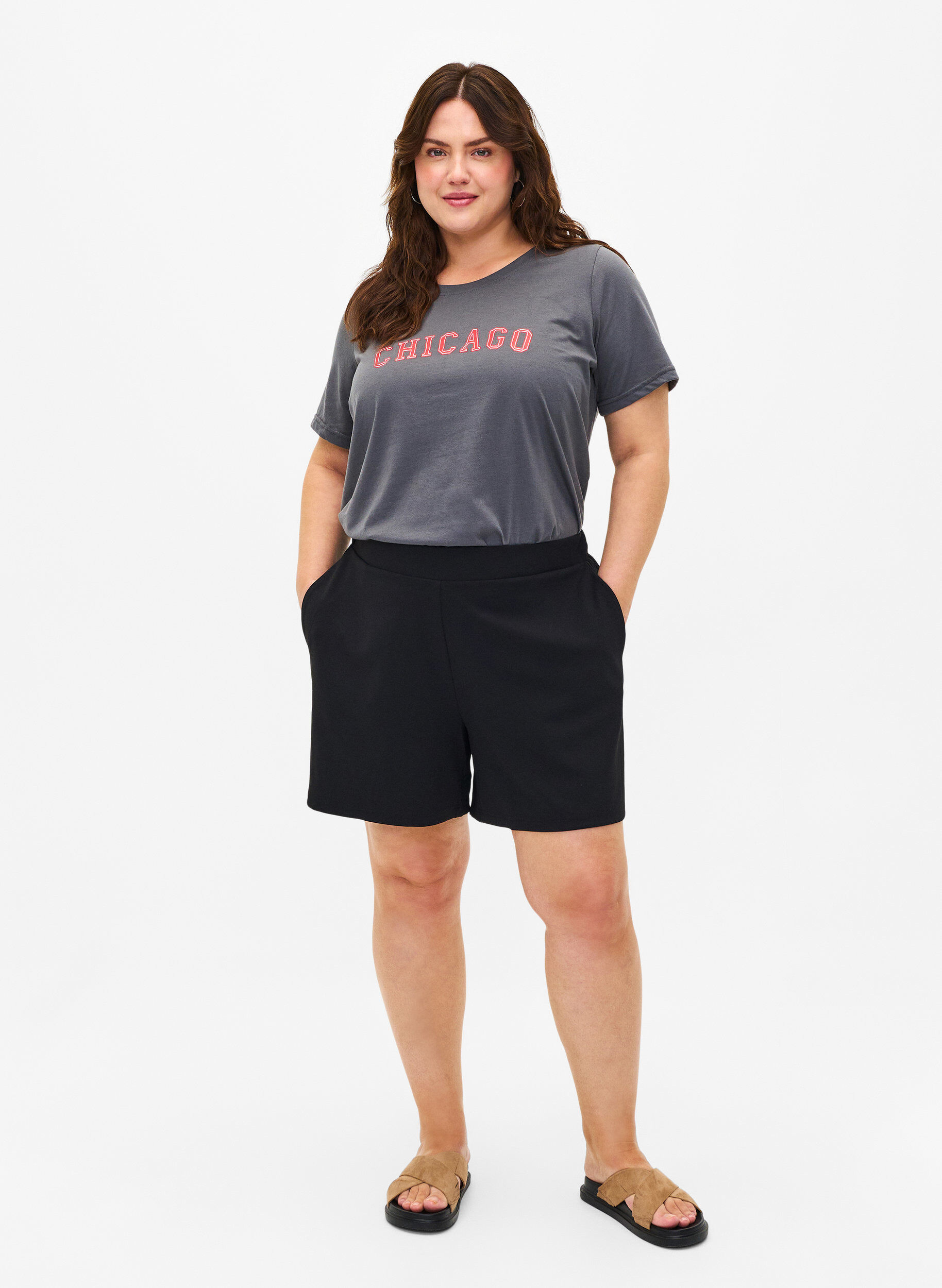 Zizzi FLASH - T-shirt met motief, Iron Gate Chicago, Model image number 2