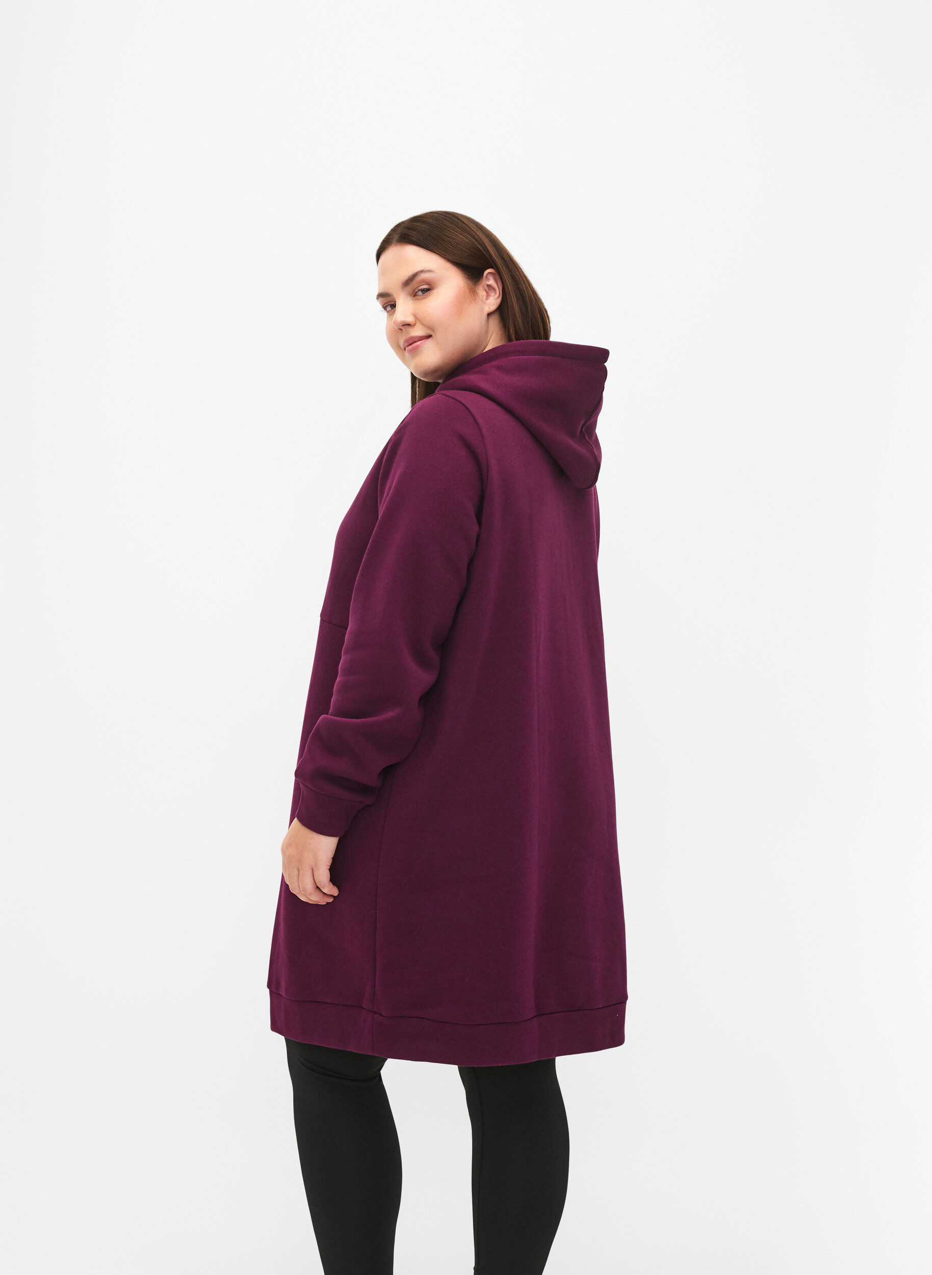 Zizzi Sportieve sweatshirtjurk met capuchon, Pickled Beet/SilverP, Model image number 1