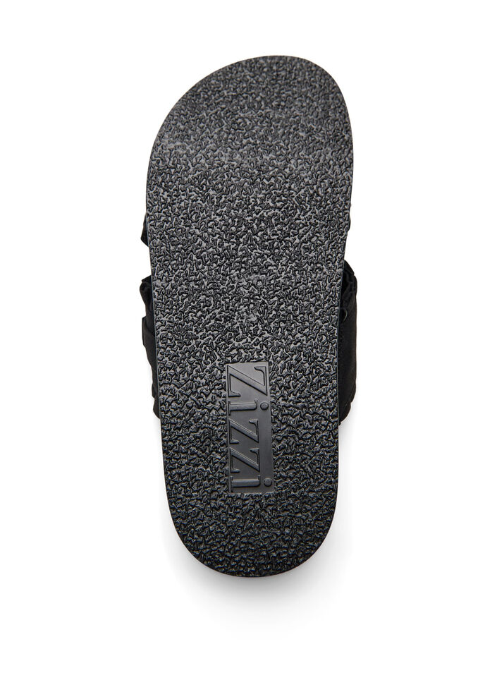 Wide fit - Instapsandaal met ruche details, Zwart, Packshot image number 4