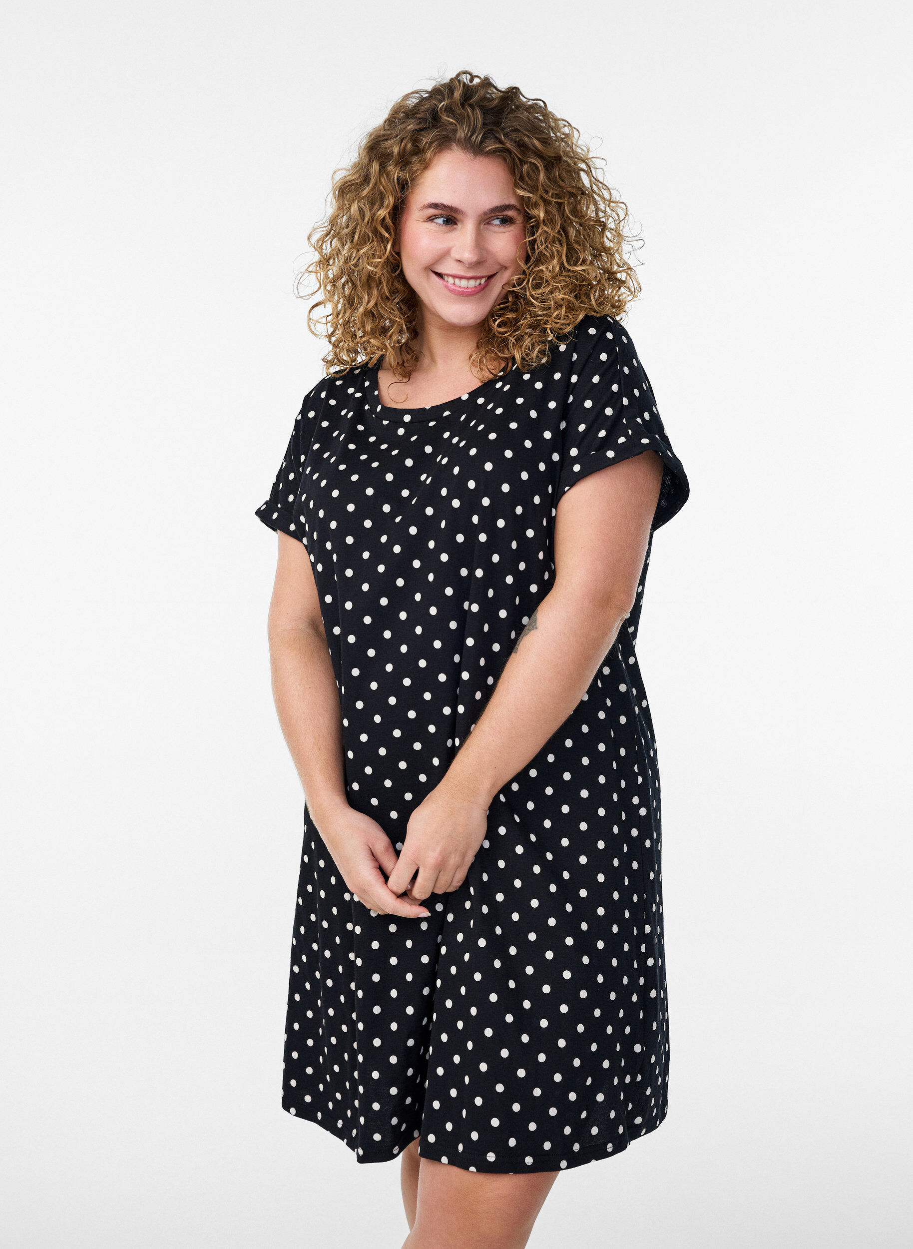 Zizzi 2-pack T-shirtjurk met korte mouwen, Zwart, Model image number 0