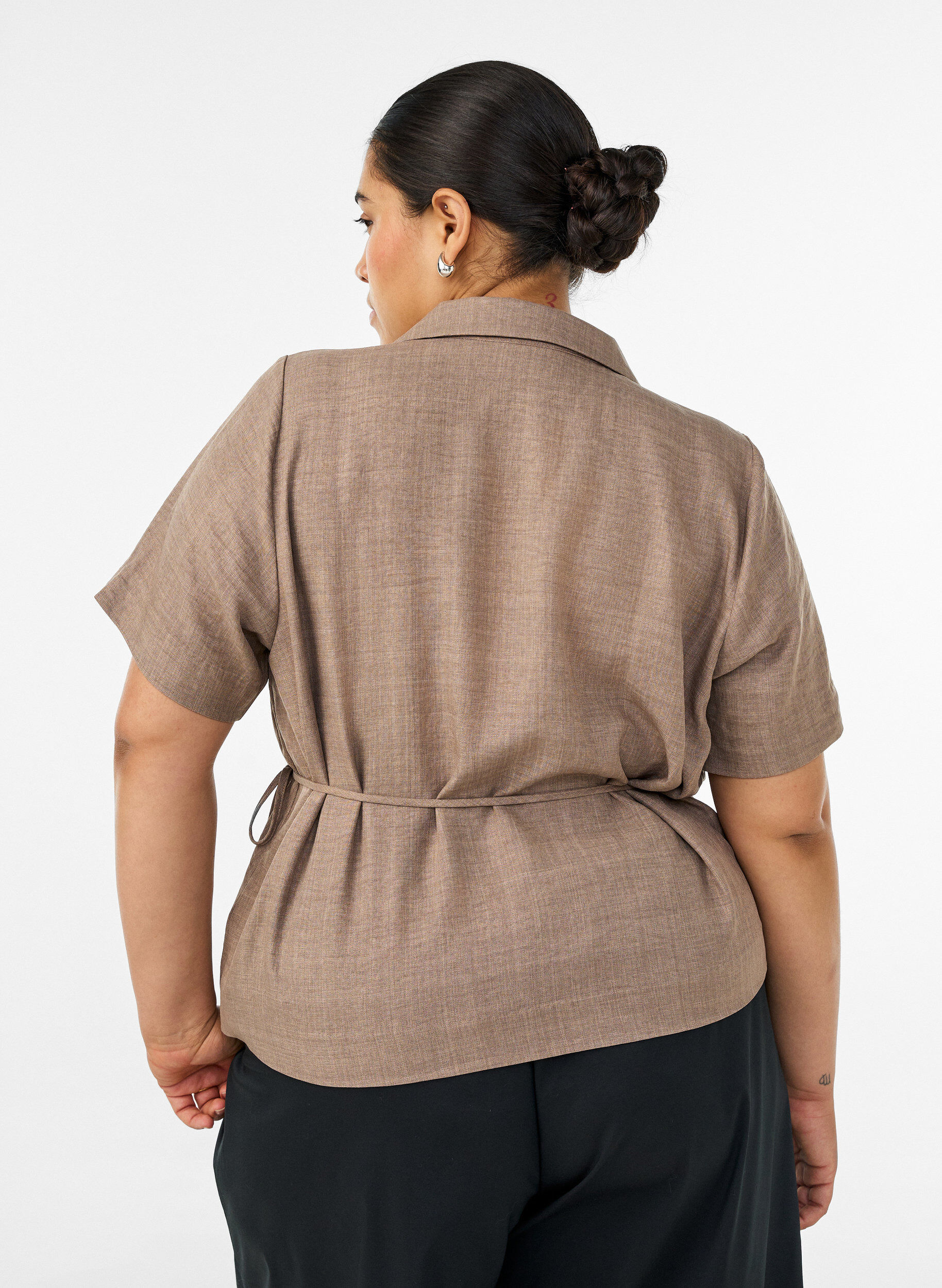 ZizziWikkelshirt met striksluiting, Bruin, Model image number 2