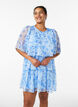 Korte jurk met chiffonlook, bloemenprint en volantlagen, Blauw, Model image number 0