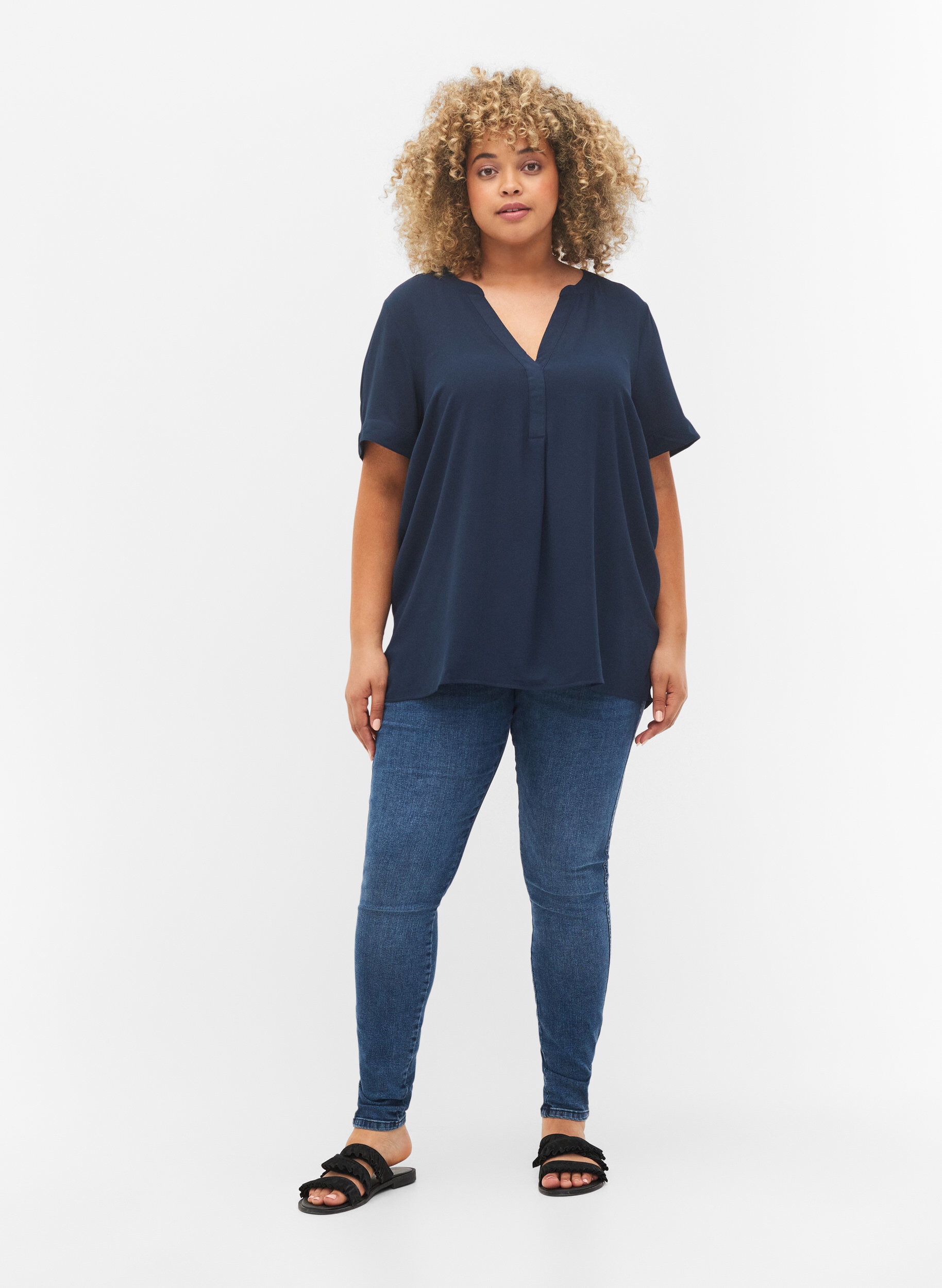 Zizzi Blouse met korte mouwen en v-hals, Blauw, Model image number 1