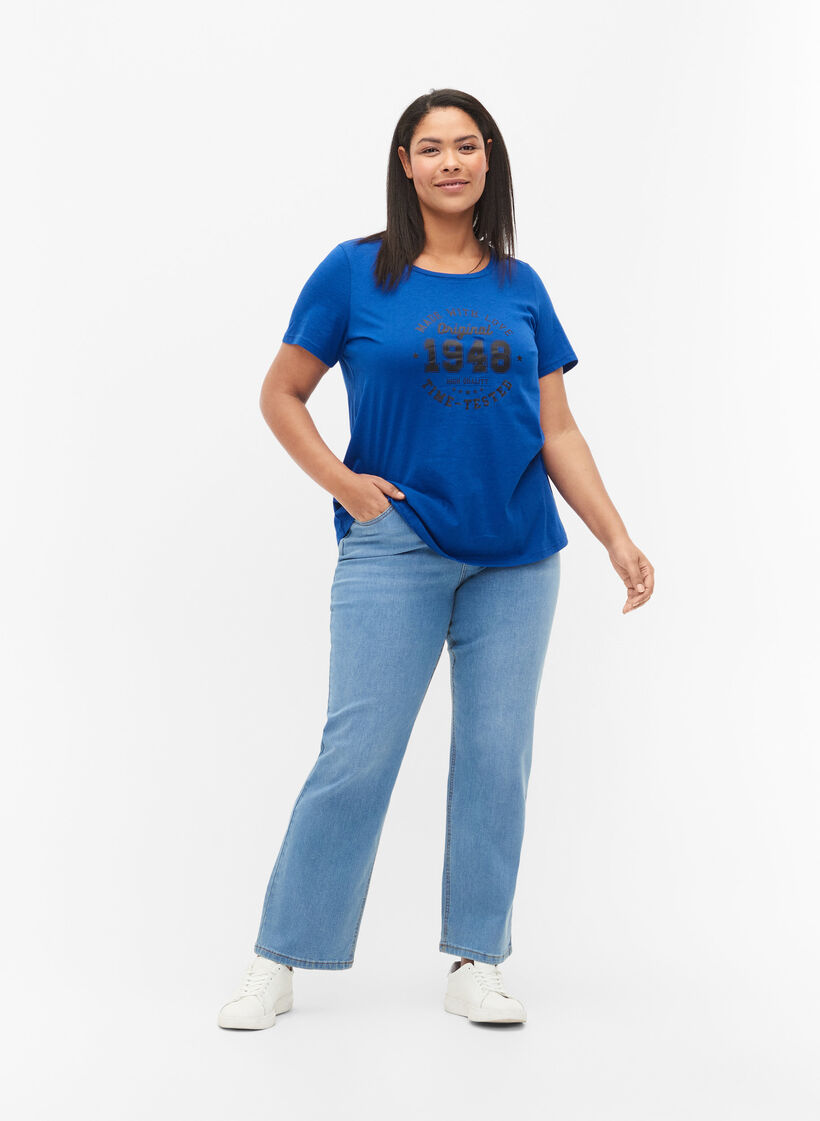 Gemma jeans met hoge taille en normale pasvorm, Light blue, Model image number 0