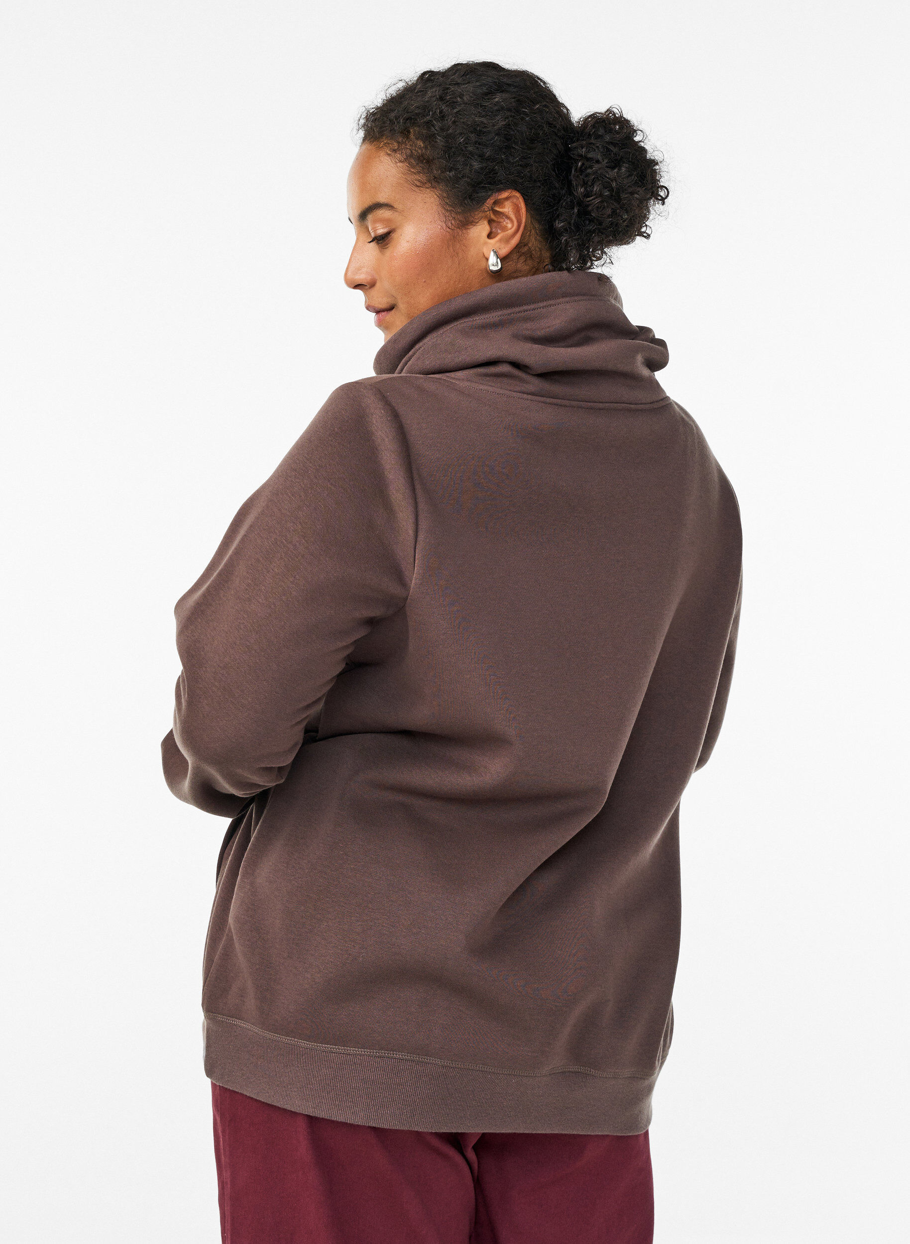 Zizzi FLASH - Sweatshirt met hoge kraag en zakken, Bruin, Model image number 2