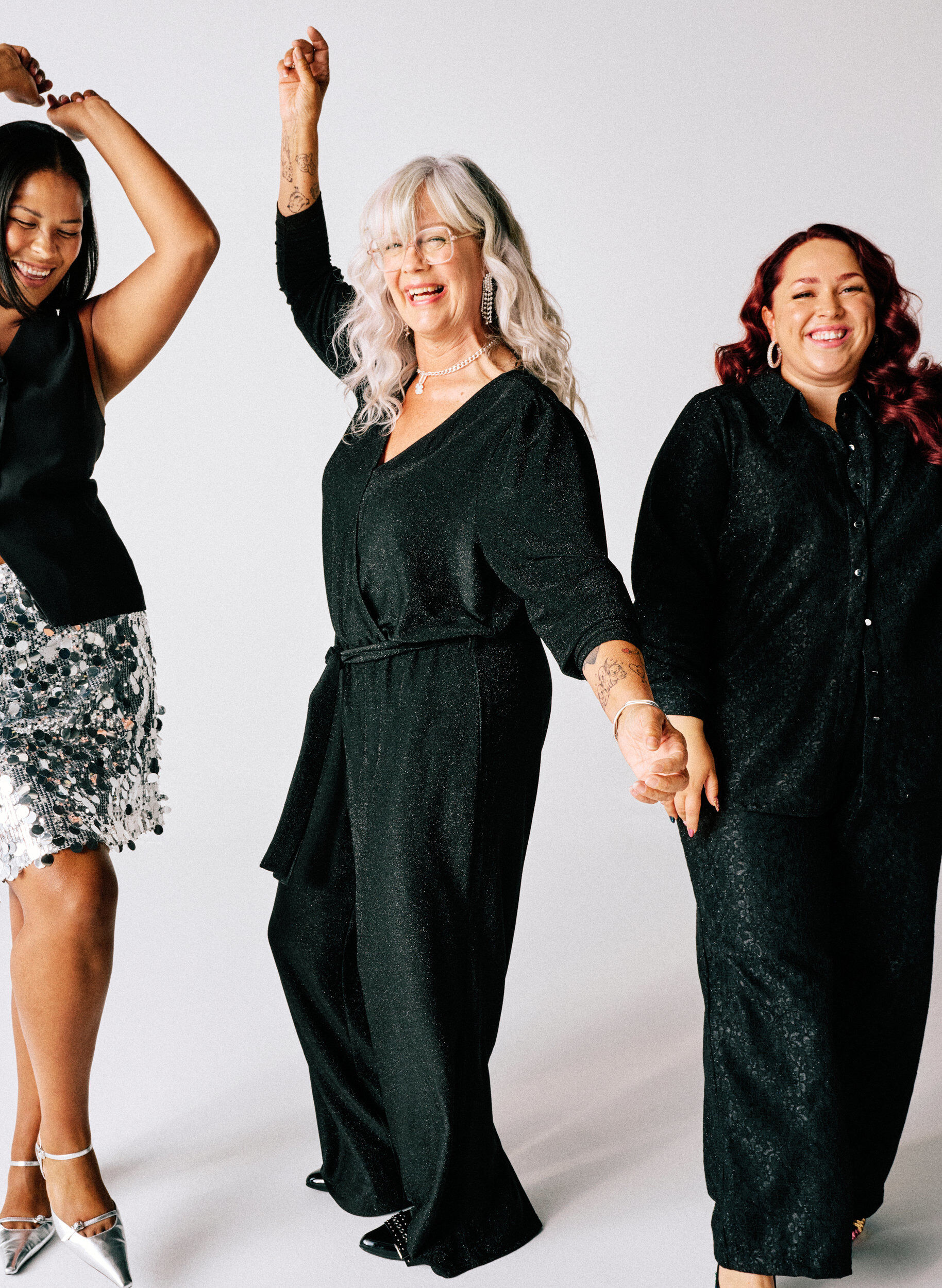 Zizzi Jumpsuit met glitter en strikceintuur, Zwart, Image image number 0