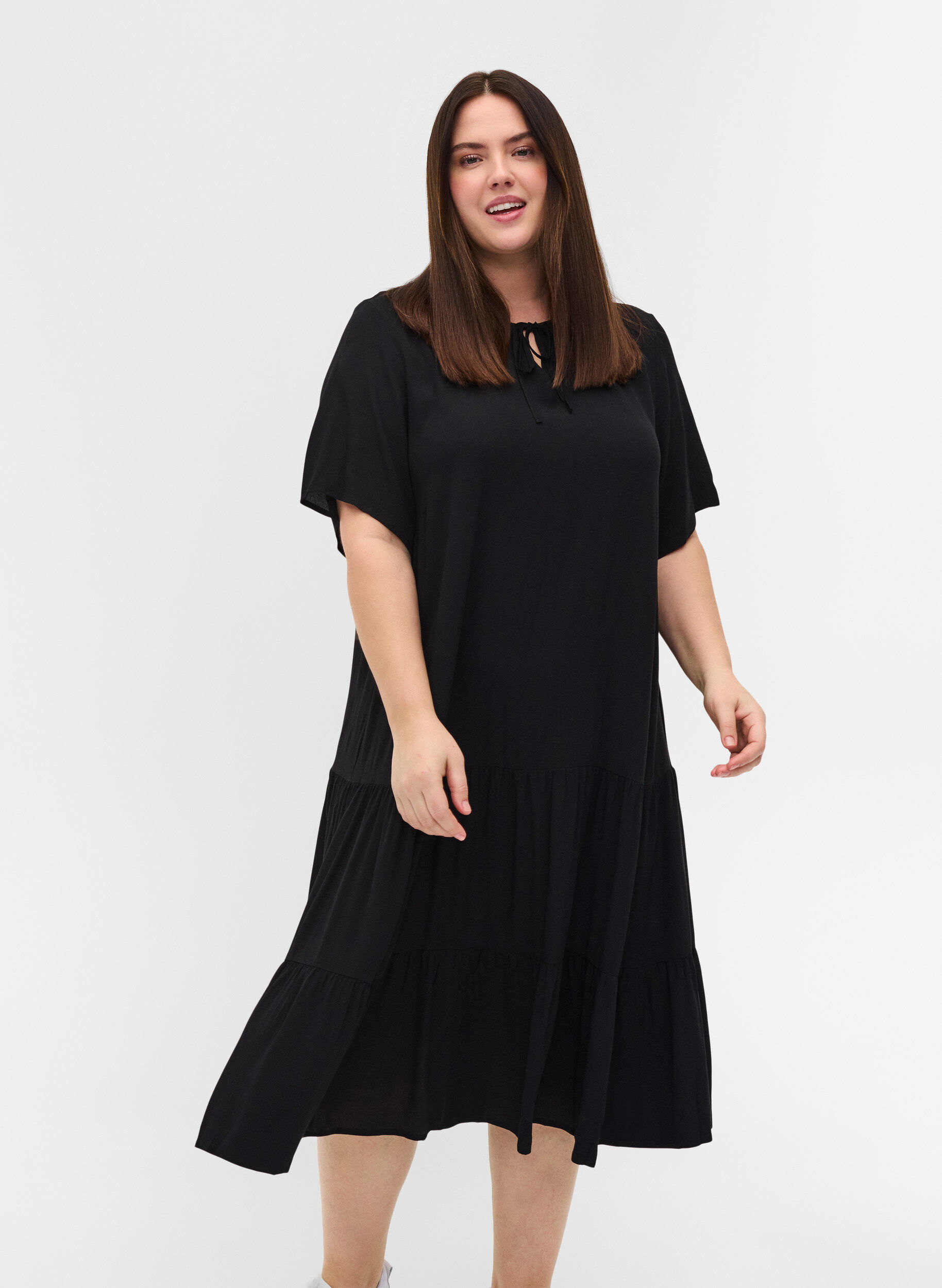 Zizzi Viscose jurk met korte mouwen, Black, Model image number 0