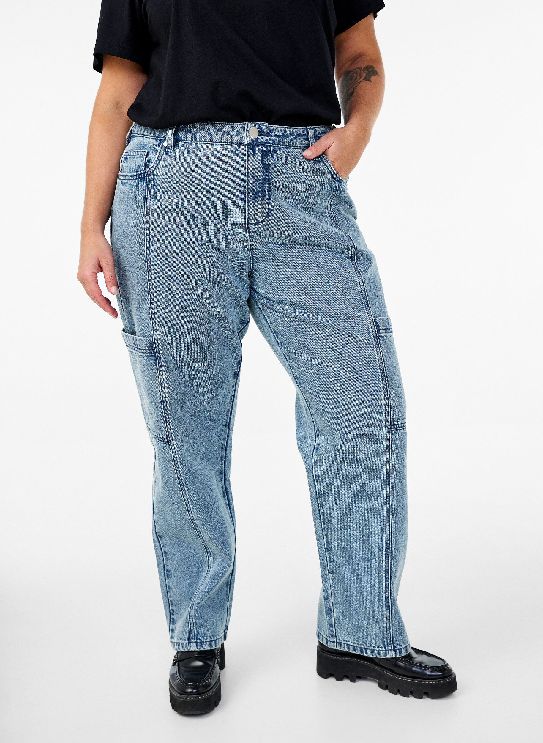 Zizzi High waist cargobroek, Blauw, Model image number 2