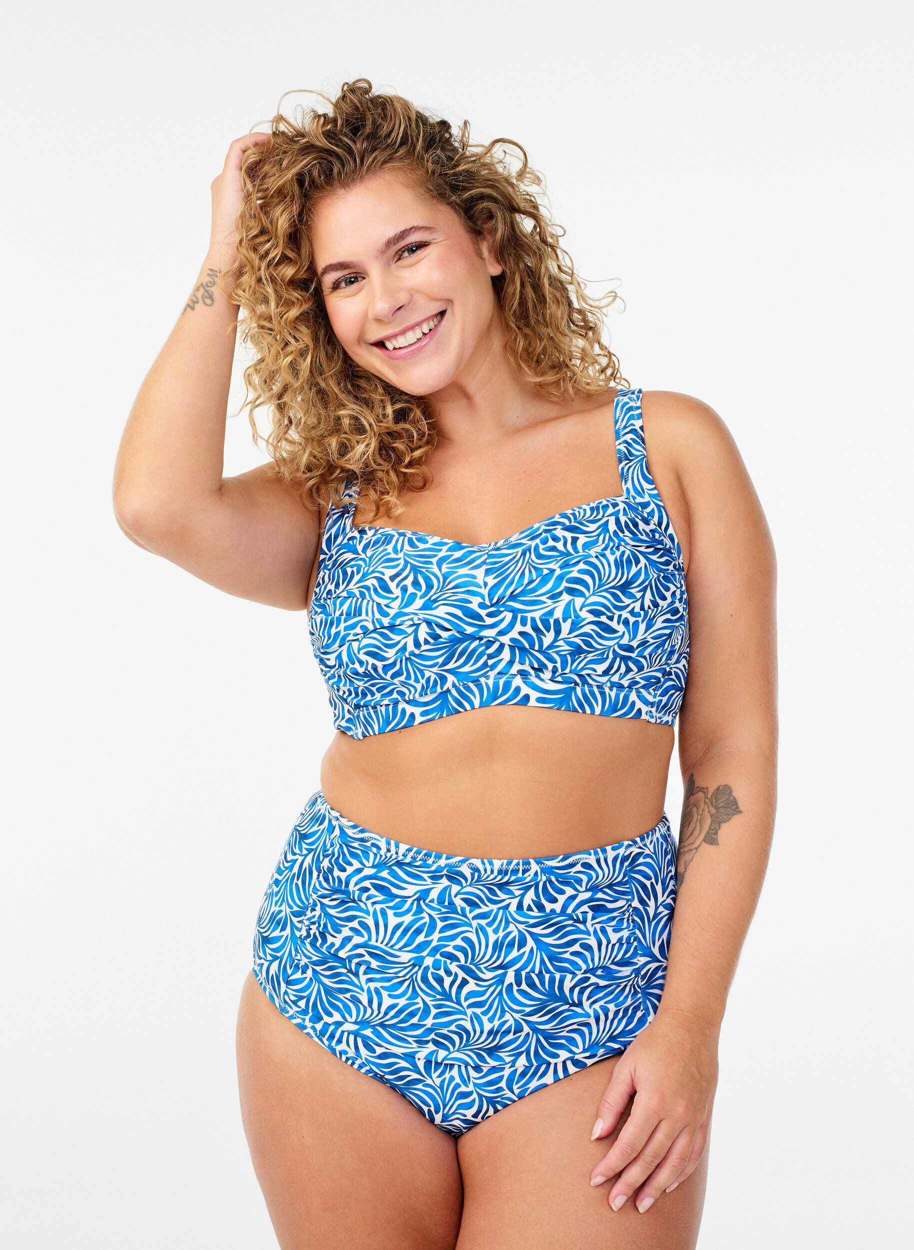 Zizzi Bikinibroekje met print en een hoge taille, Blauw, Model image number 0