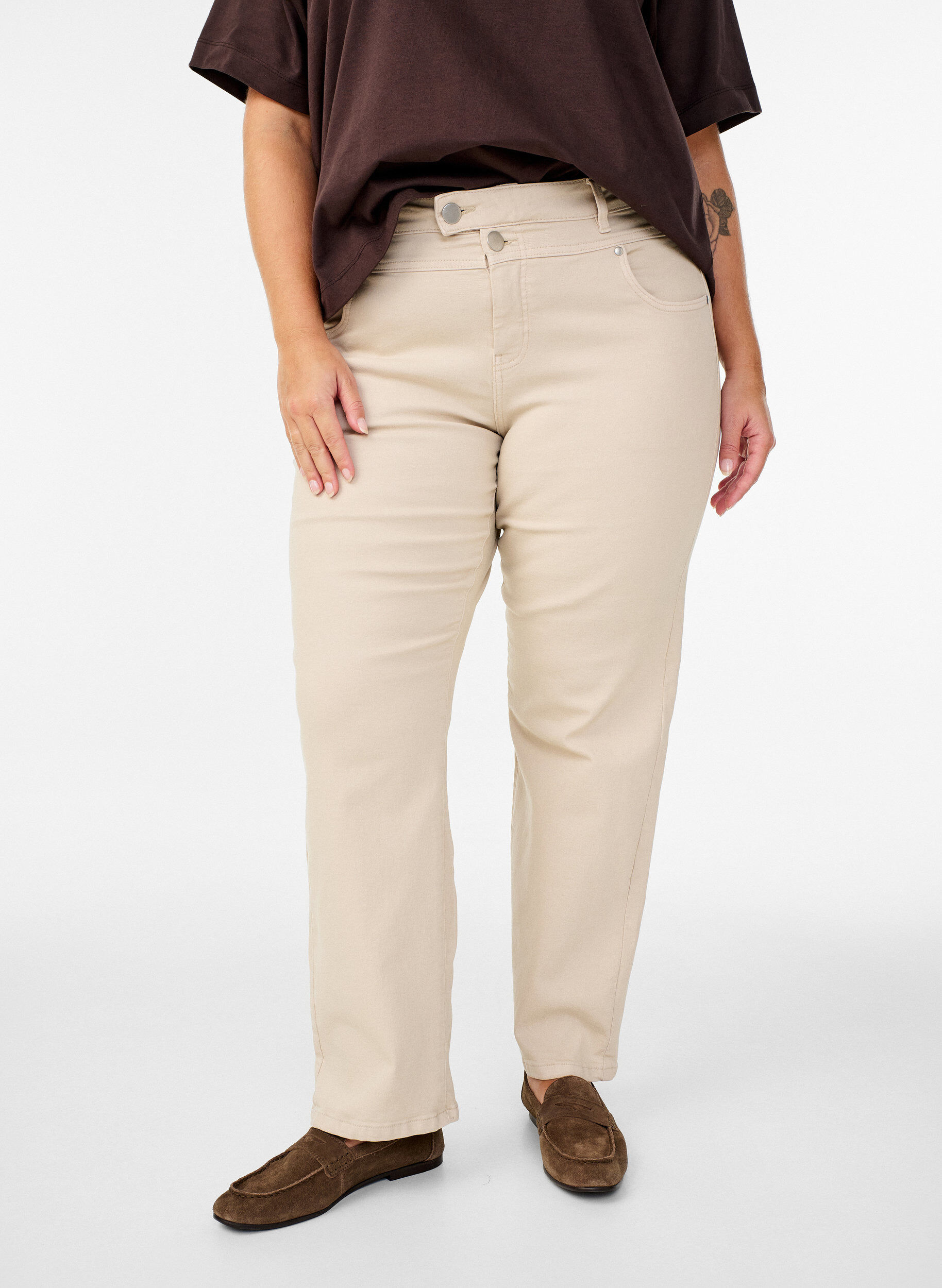 Zizzi Gemma high-waist jeans, Beige, Model image number 2