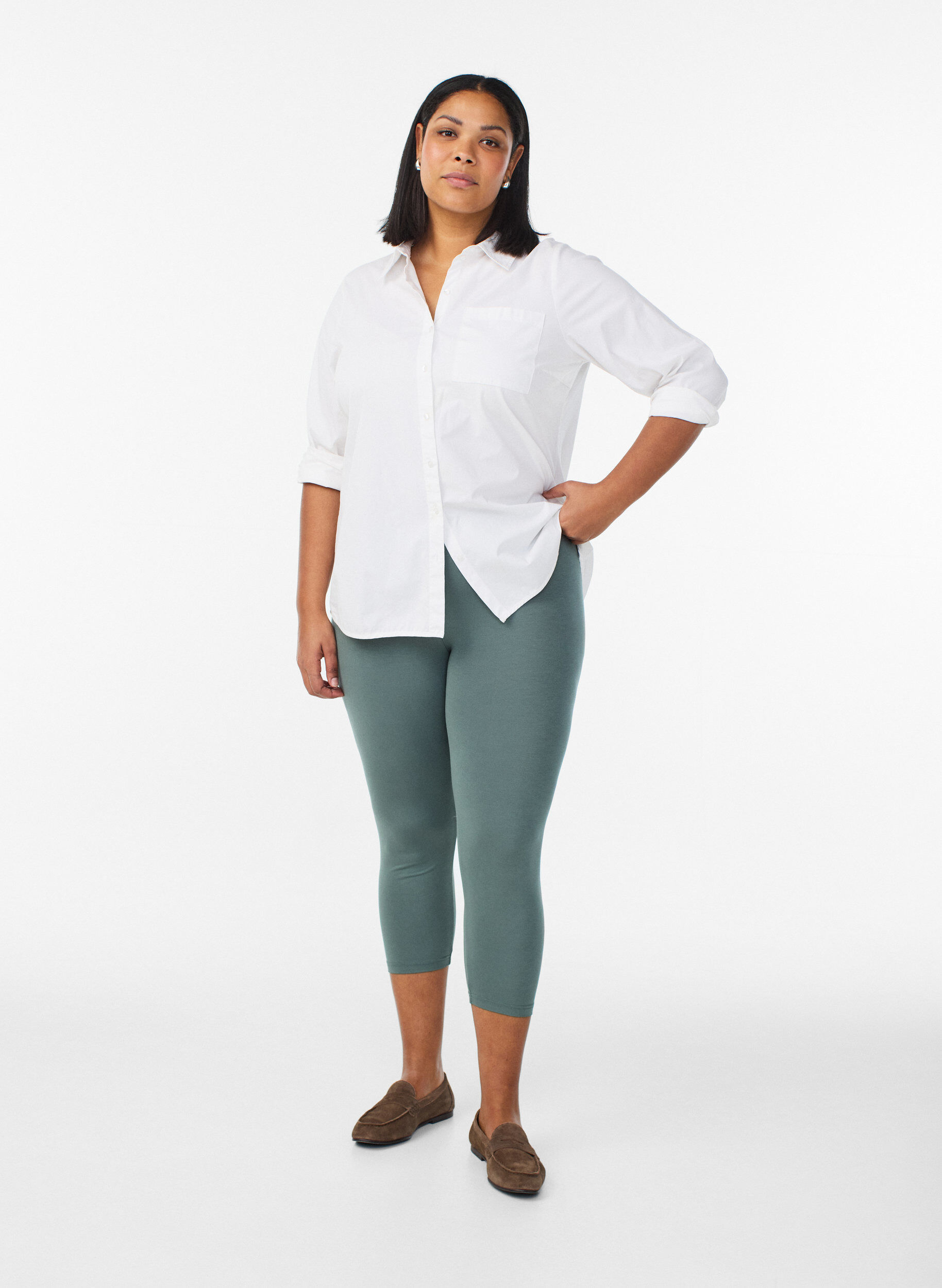 Zizzi Basic 3/4 legging in viscose, Groen, Model image number 1