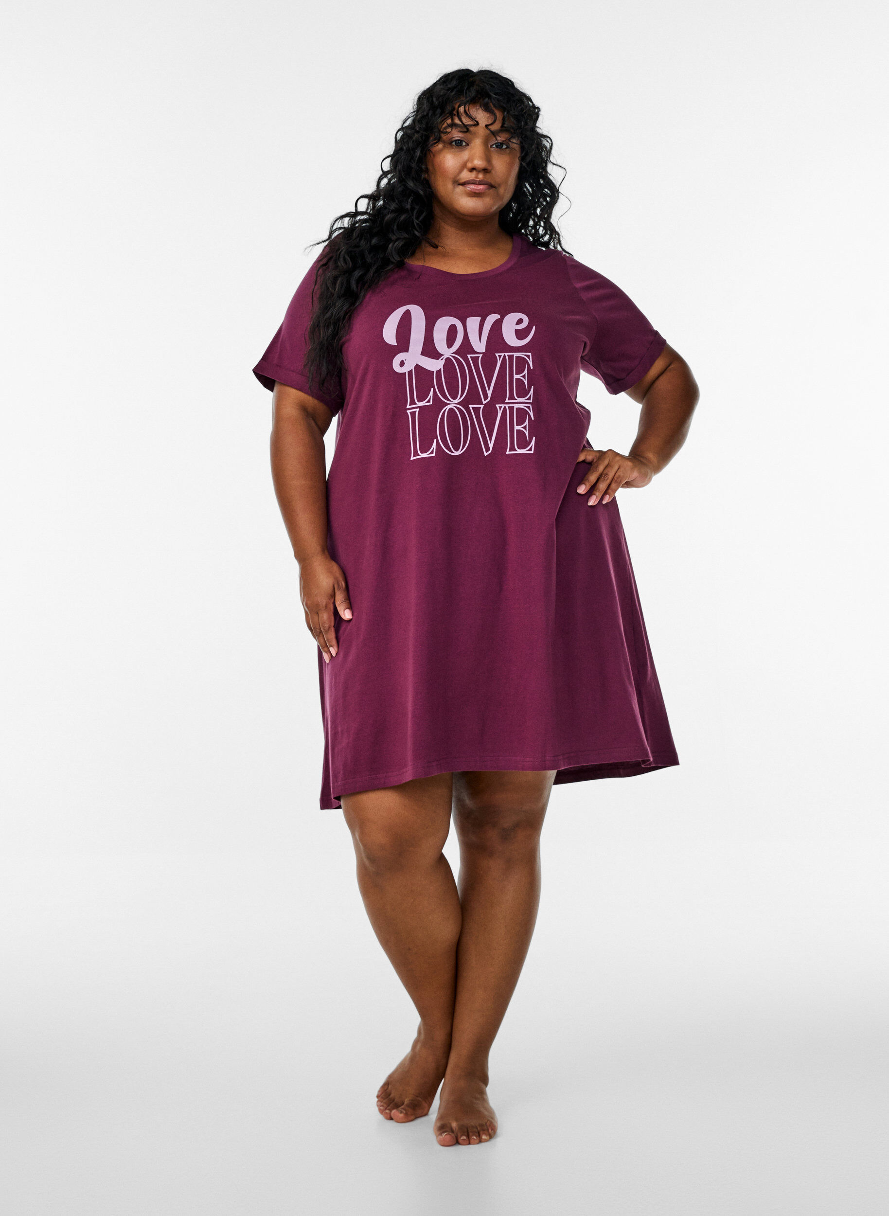 Zizzi Nachtjapon met korte mouwen van biologisch katoen, Donker Bordeaux, Model image number 1