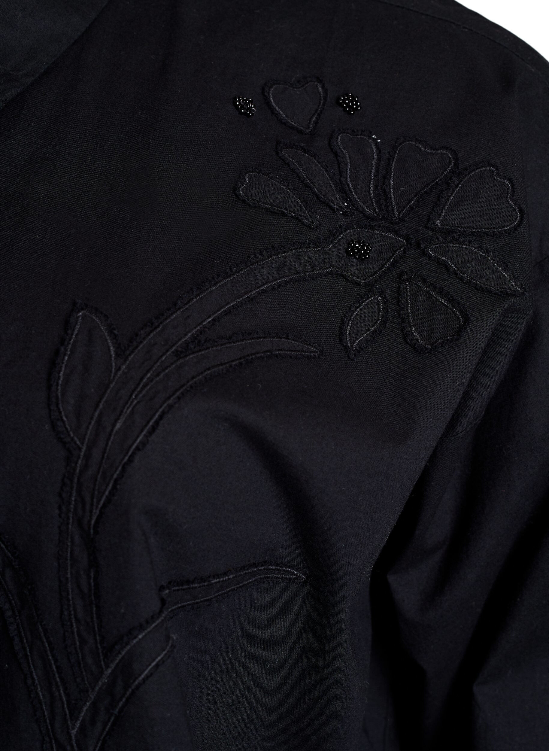 Zizzi Katoenen shirt met ton-sur-ton bloemenborduursel, Zwart, Packshot image number 3