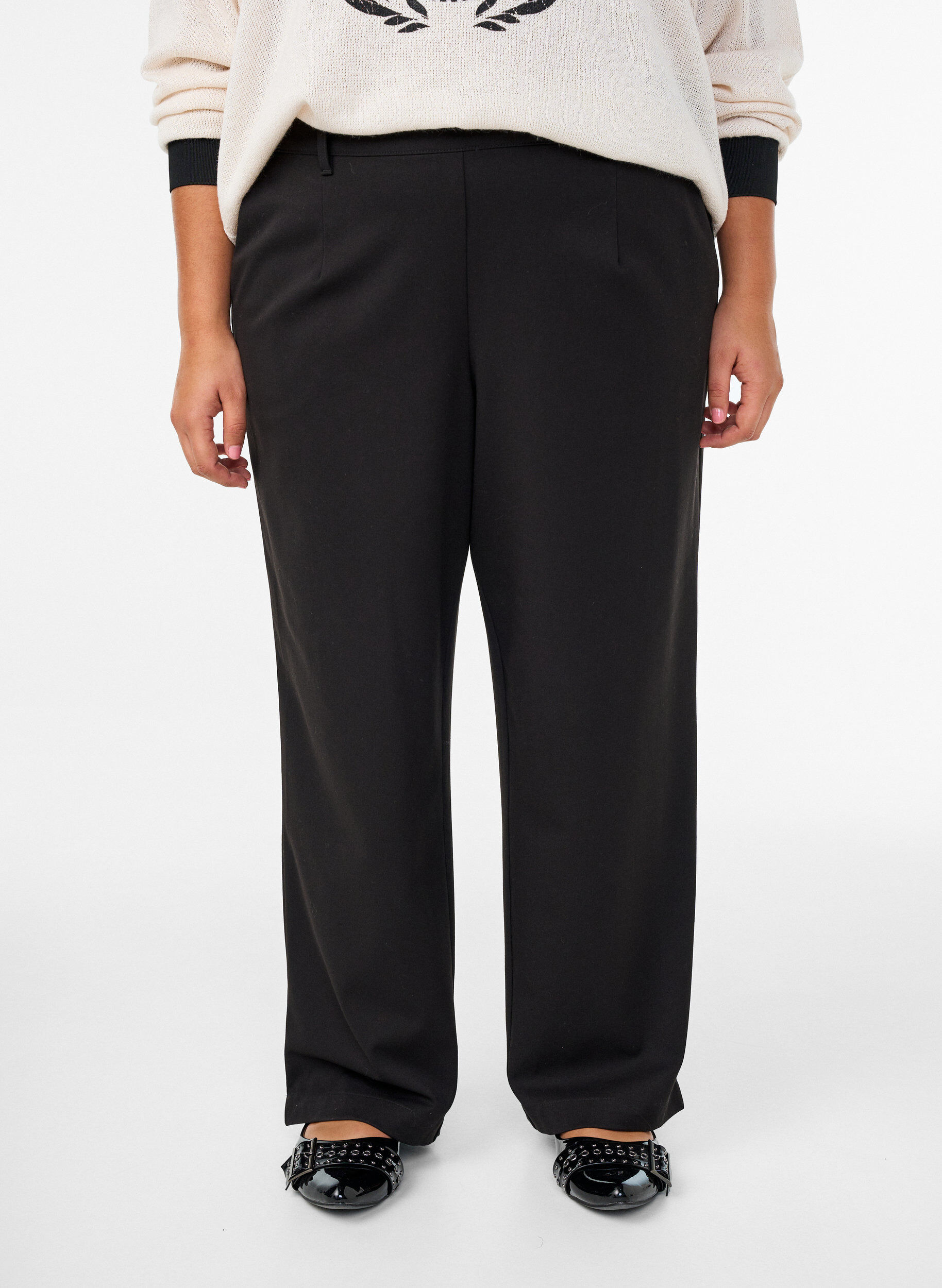 Zizzi Broek met hoge taille en elastische tailleband achteraan, Zwart, Model image number 2