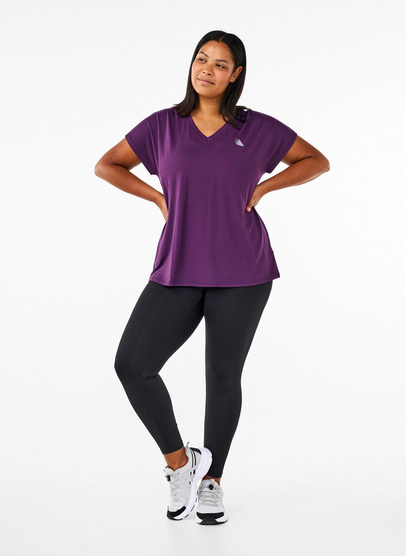Losvallend trainings-T-shirt met V-hals, Paars, Model image number 1