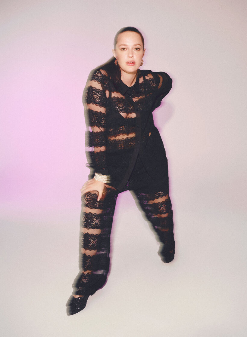 Losse blouse met kant en doorschijnend mesh, Black, Image image number 0