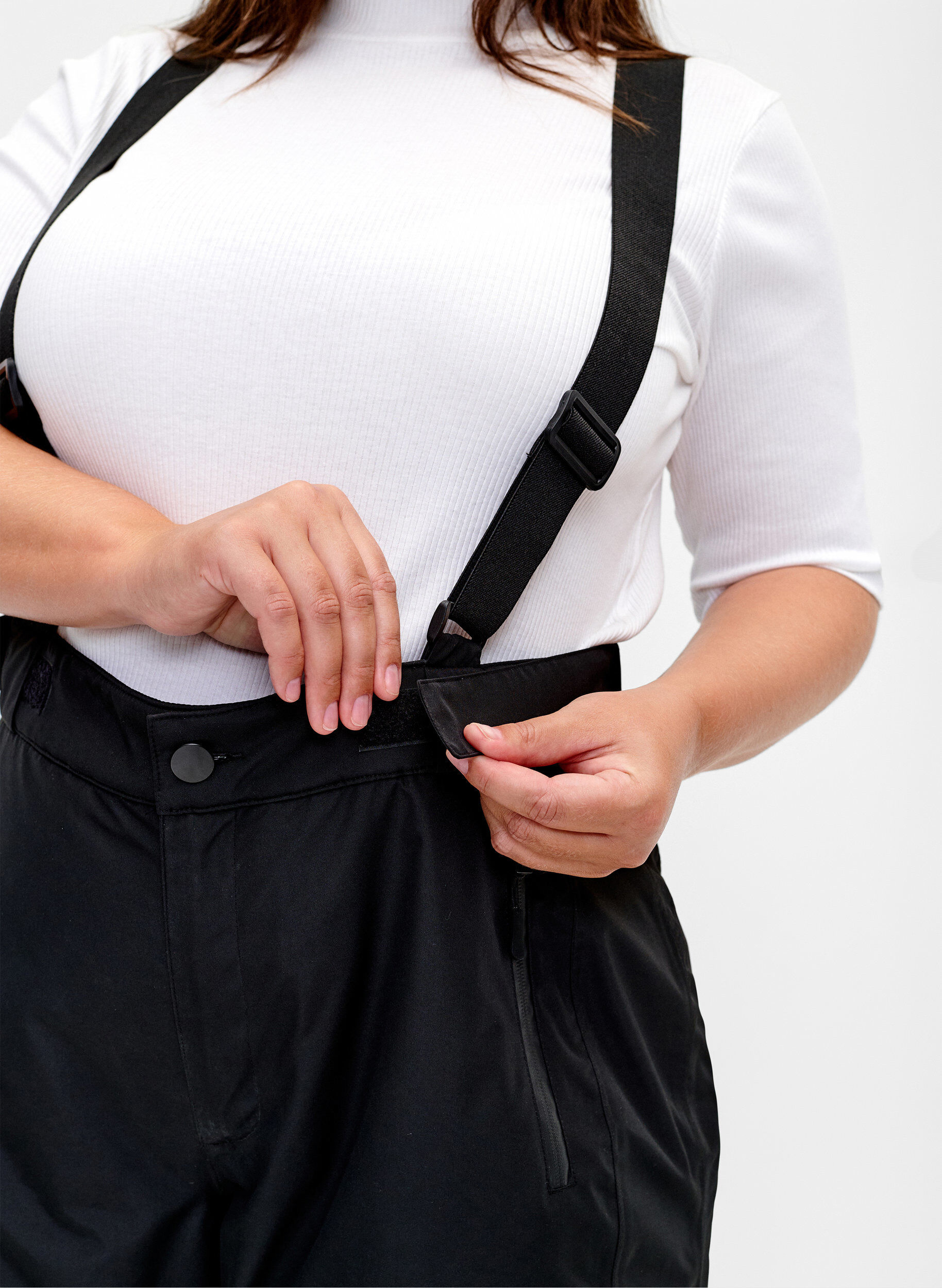 Zizzi Skibroek met bretels, Black, Model image number 3