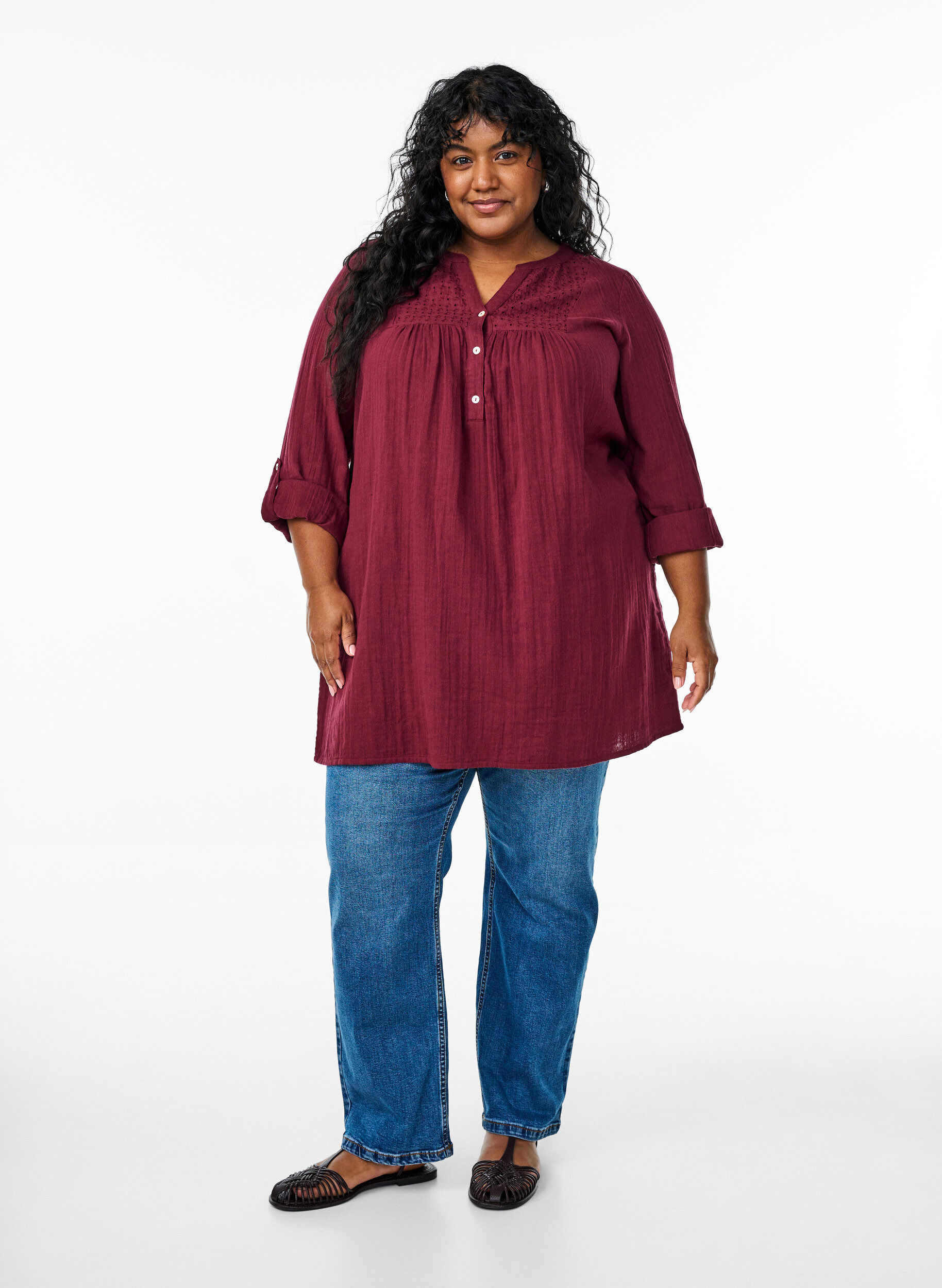 Zizzi Katoenen mousseline tuniek met broderie anglaise, Donker Bordeaux, Model image number 1
