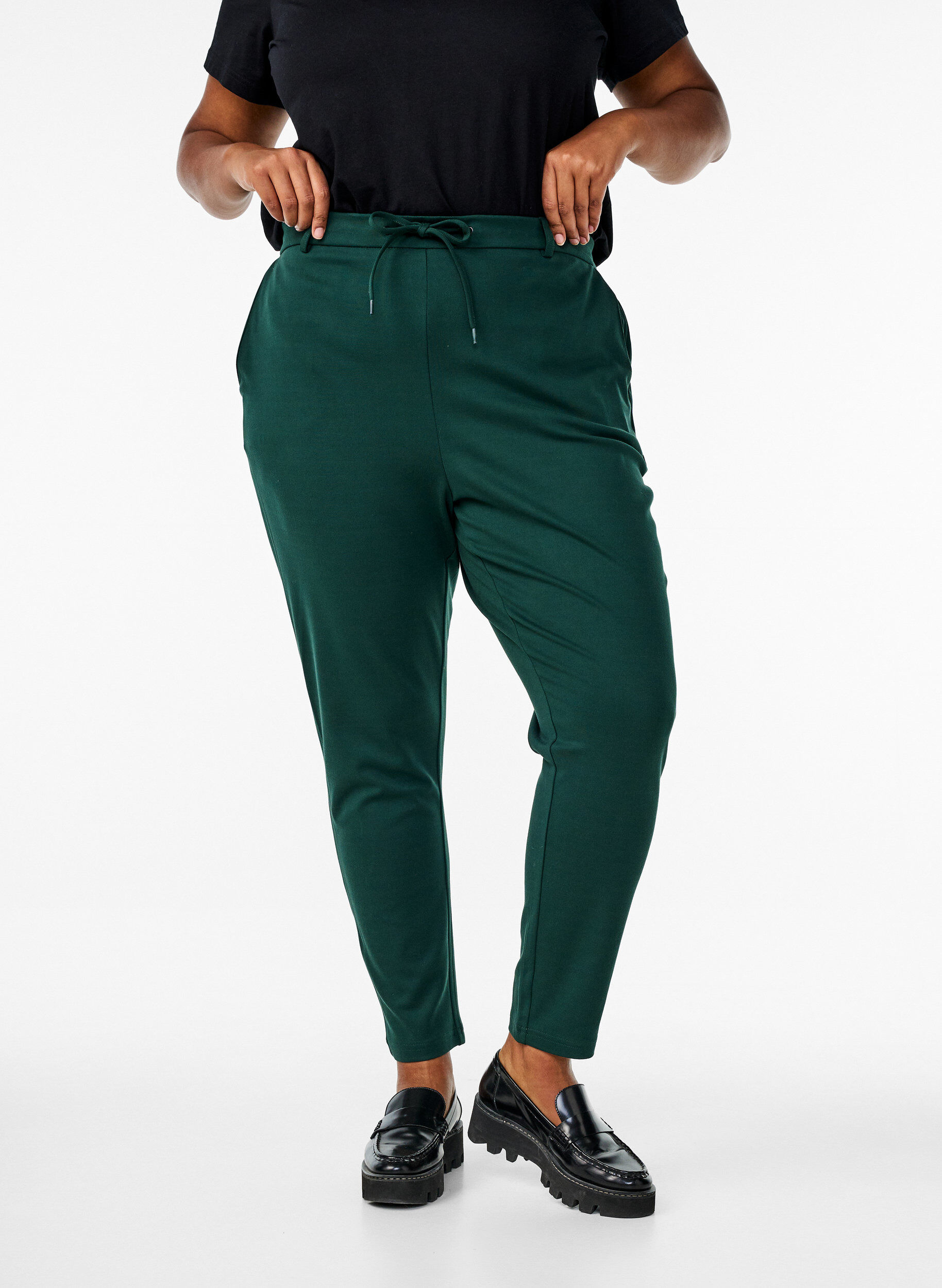 ZizziCropped Maddison broek, Groen, Model image number 2