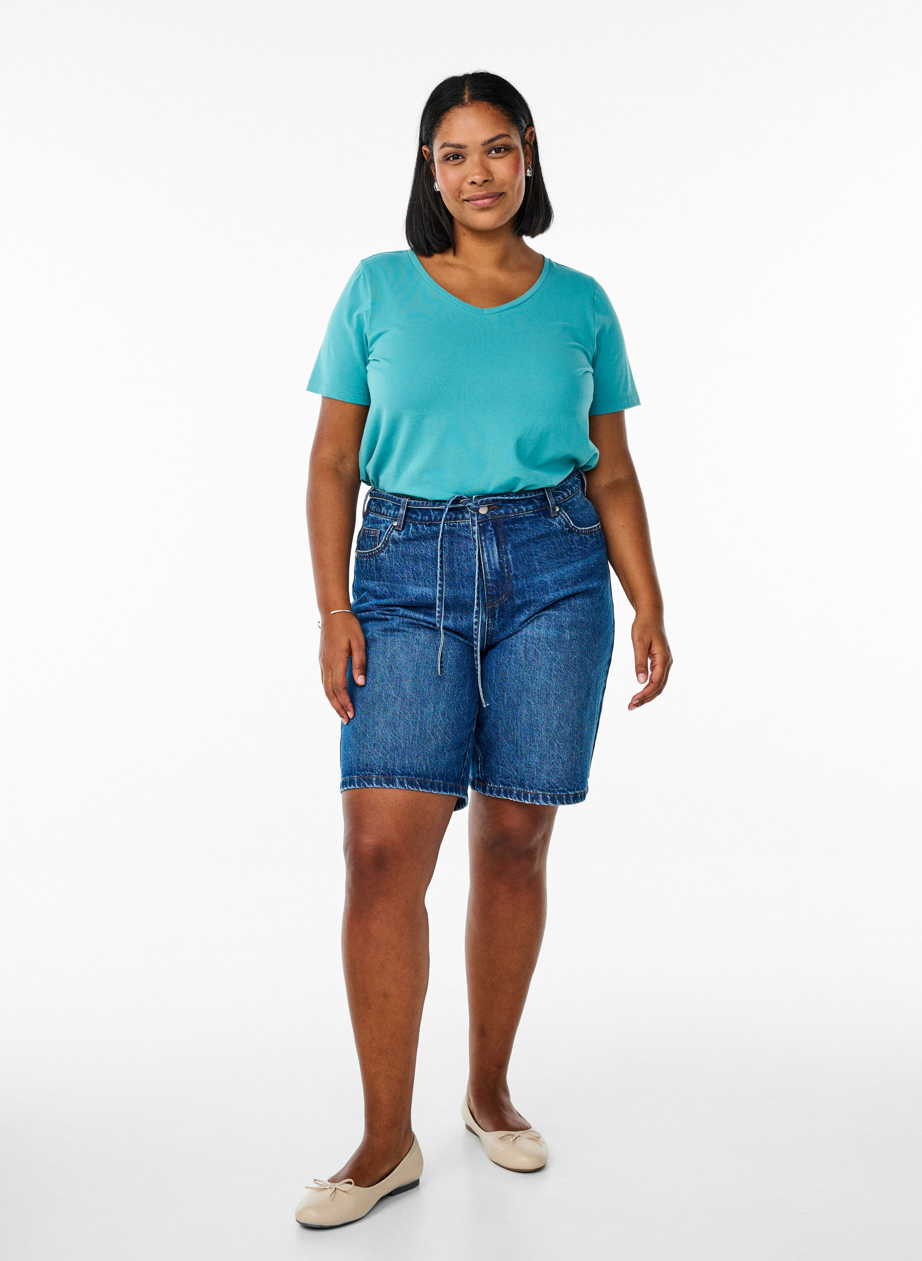 Zizzi Basic t-shirt in effen kleur met katoen, Blauw, Model image number 1