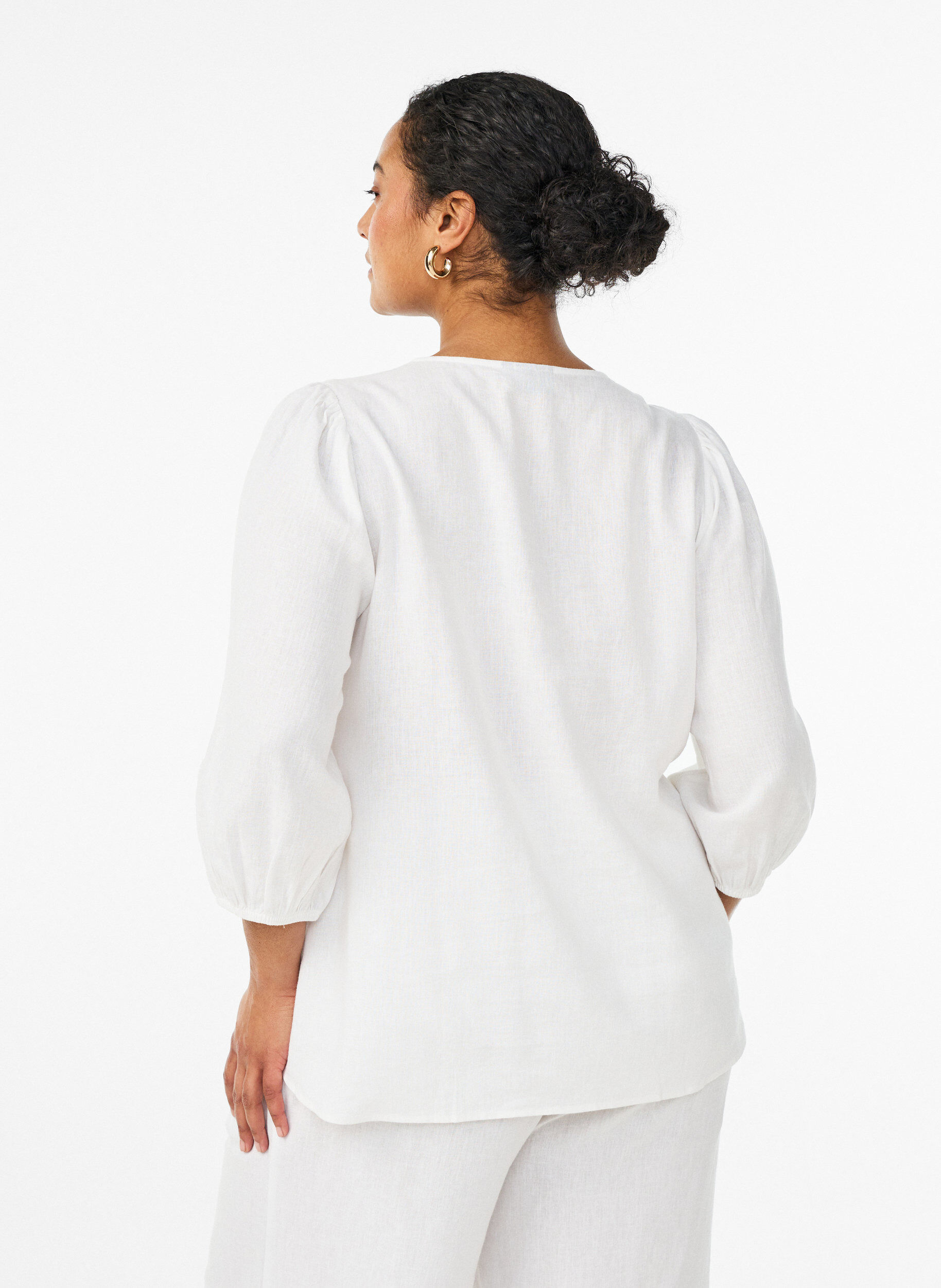 Zizzi Shirtblouse in linnen en viscose met 3/4-mouwen, Wit, Model image number 2
