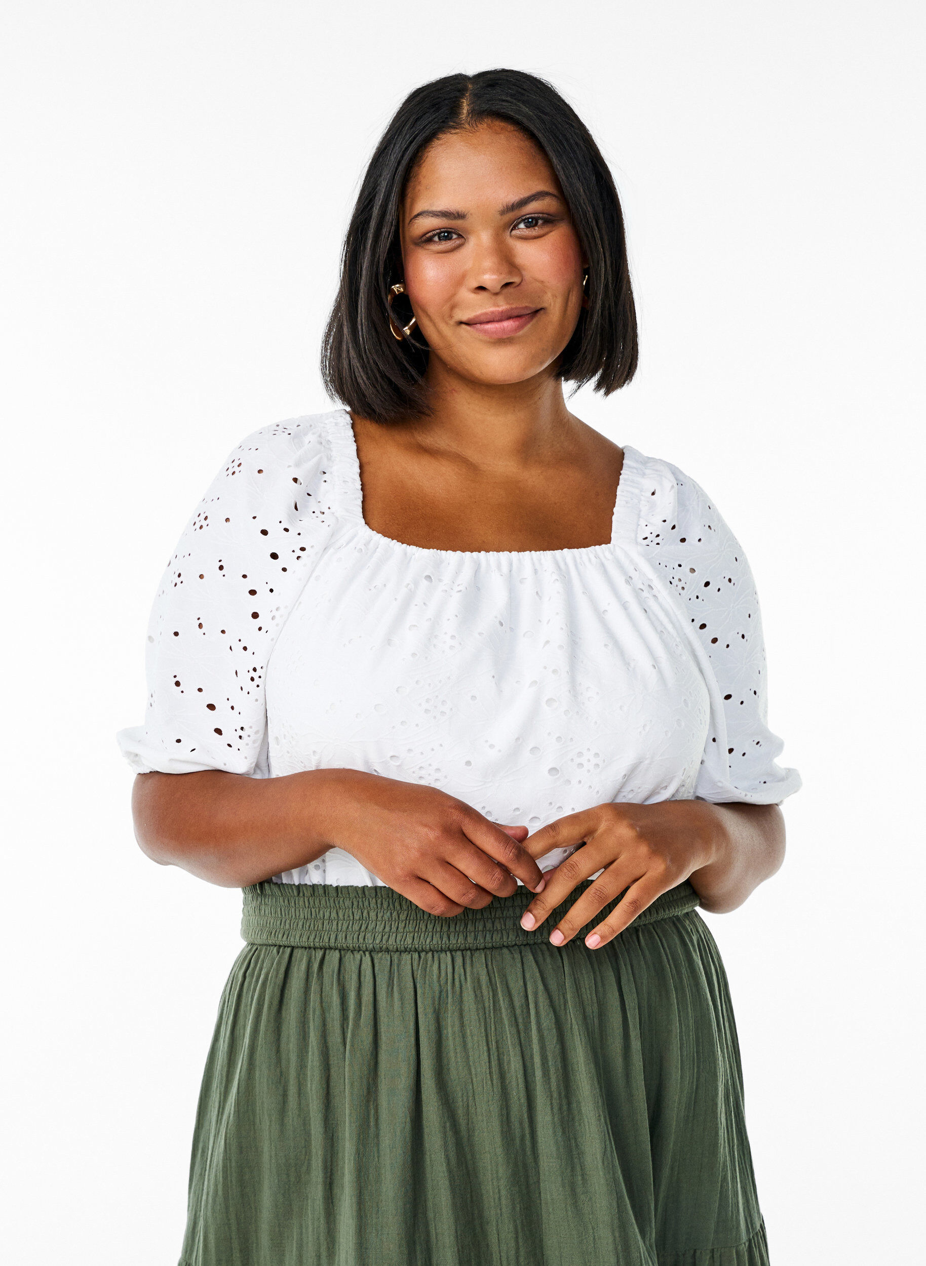 Zizzi Blouse met korte pofmouwen en een opengewerkt patroon, Wit, Model image number 0