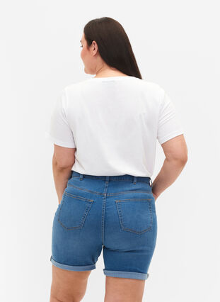 High Waist denim shorts met slim fit, Medium Blue Denim, Model image number 1