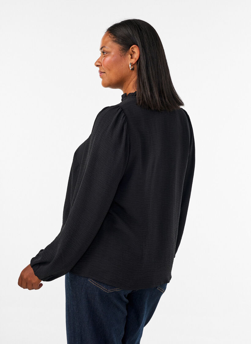 Blouse met V-hals en gehaakte sierband, Zwart, Model image number 2