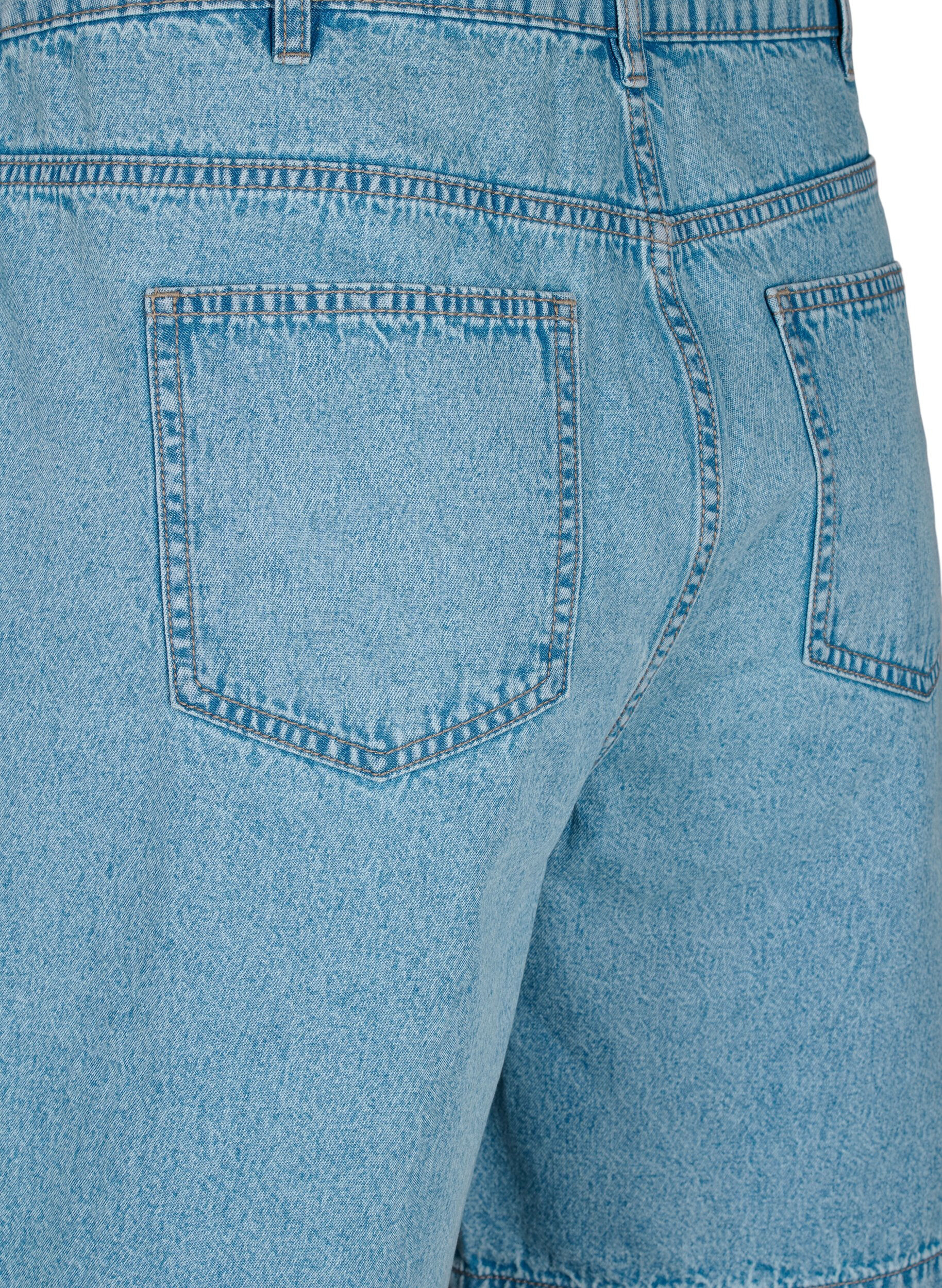 Zizzi Hoge taille korte spijkerbroek, Light Blue Denim, Packshot image number 3