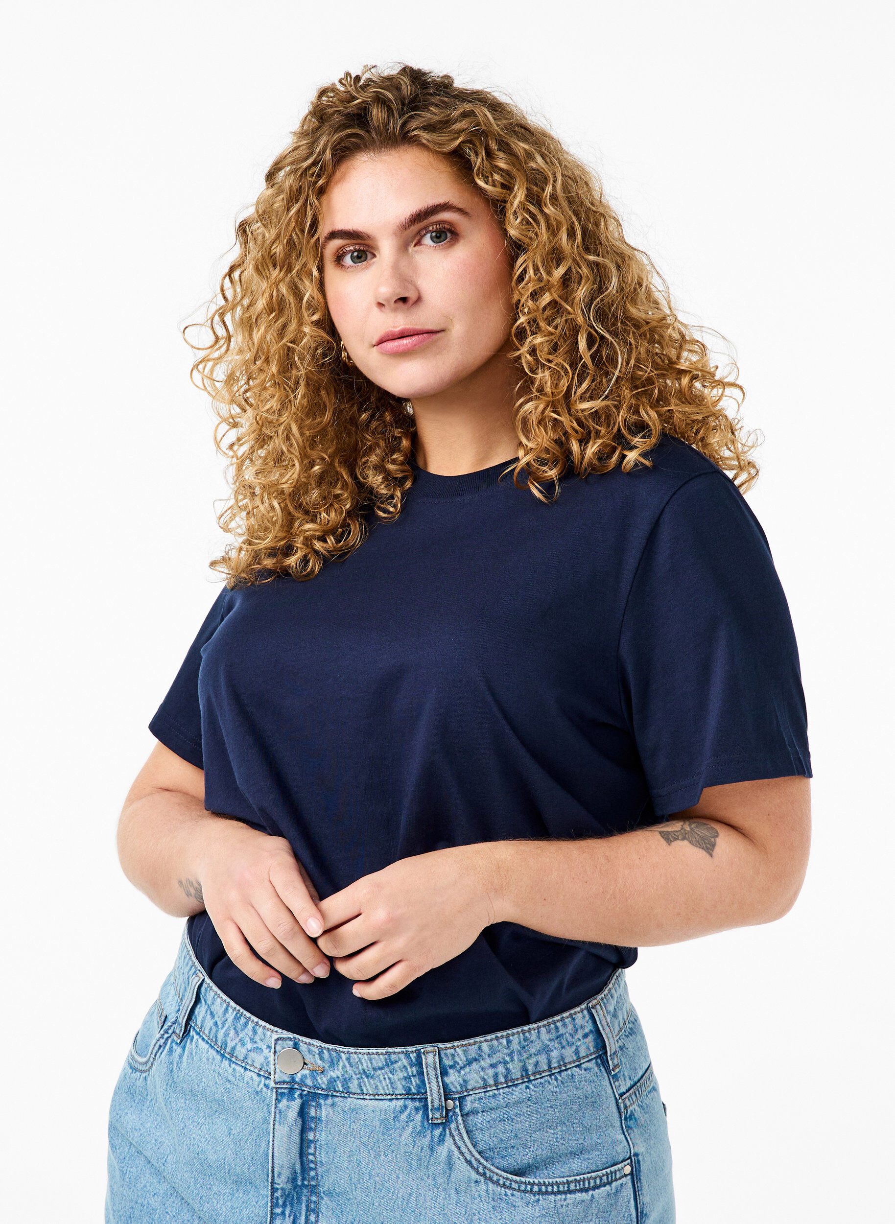 Zizzi Basic katoenen T-shirt met ronde hals, Blauw, Model image number 0