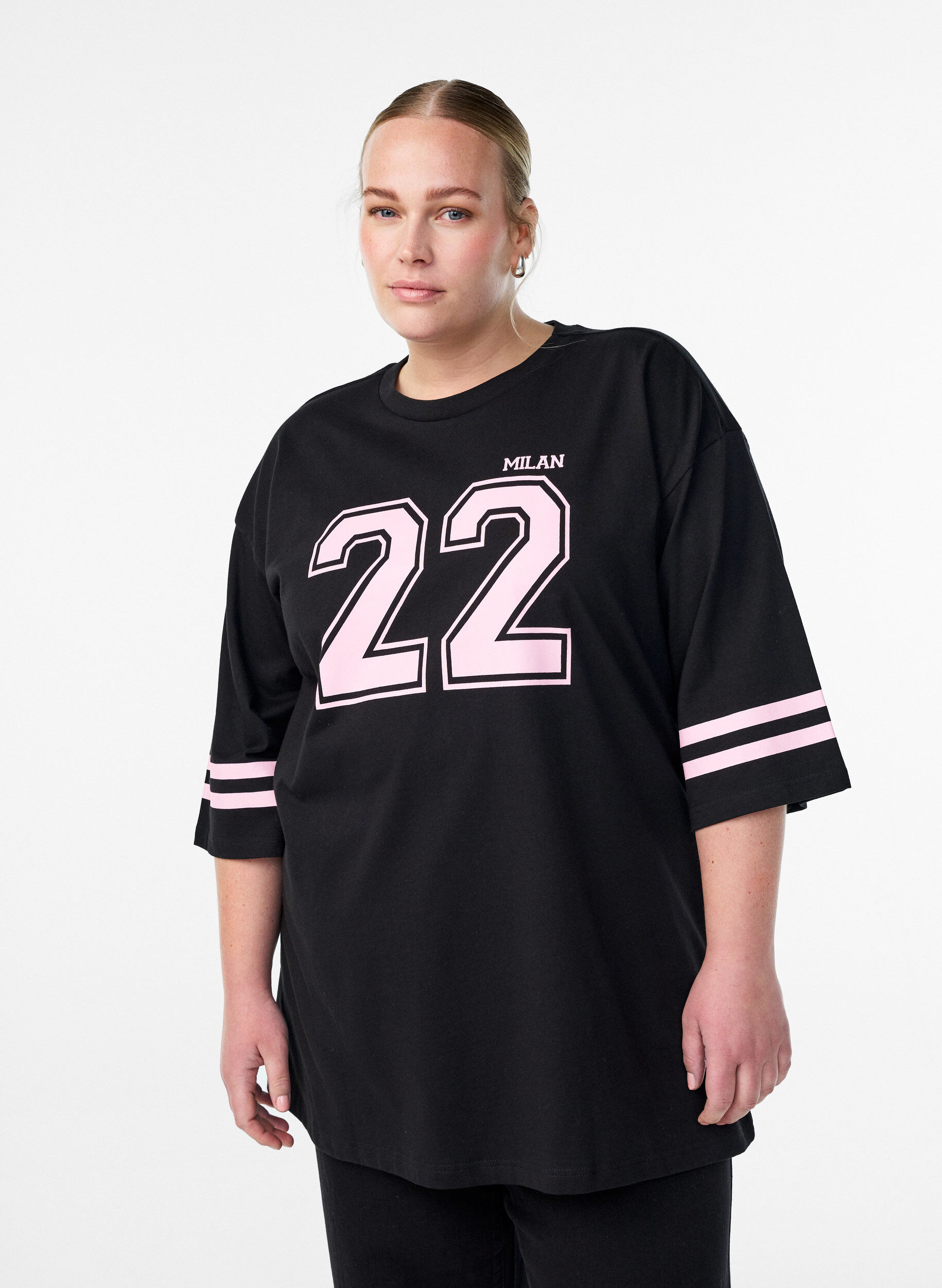 Oversized college T-shirt met 3/4 mouwen, Zwart, Model